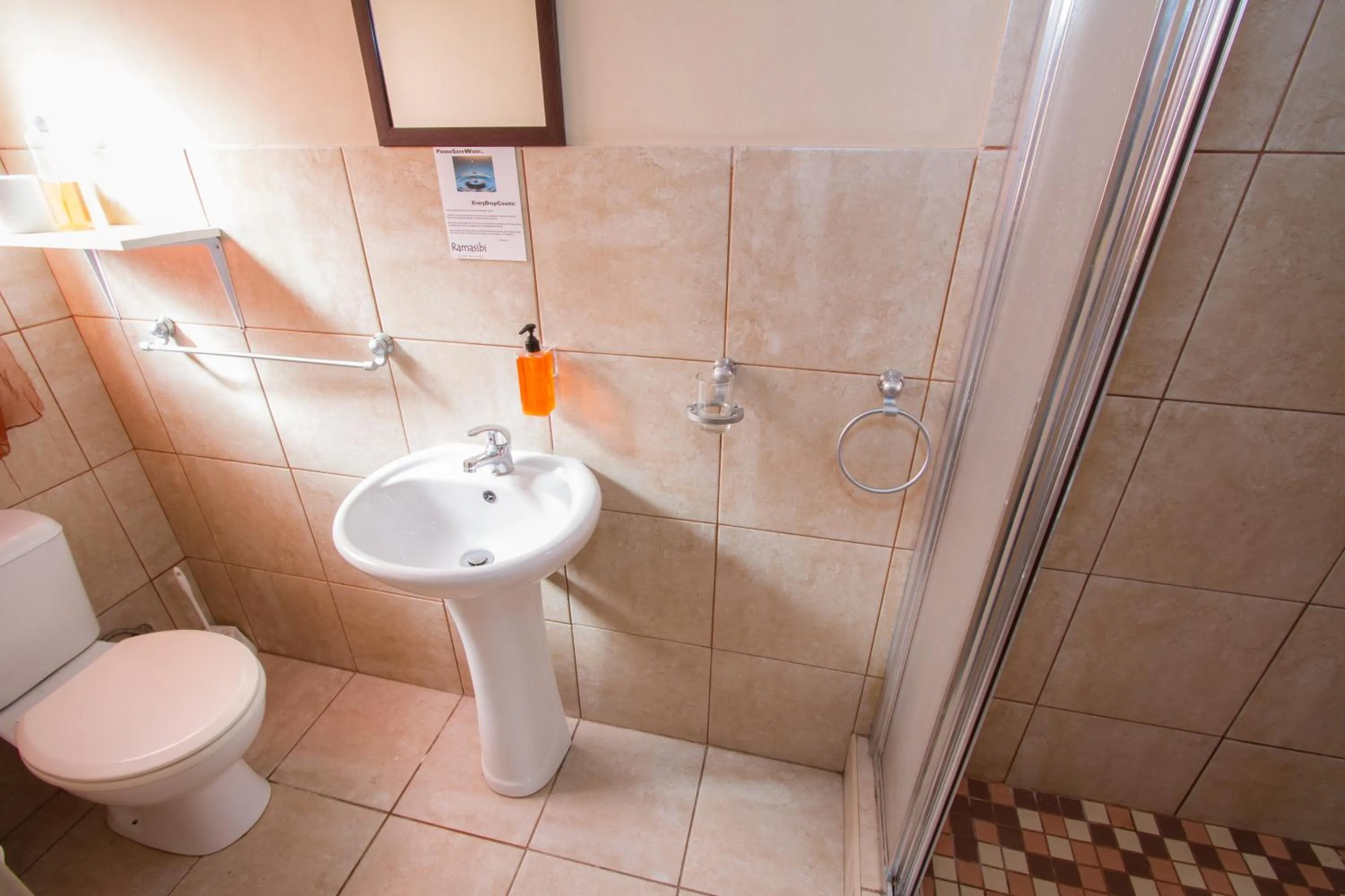 Bathroom in Ramasibi Guest Services