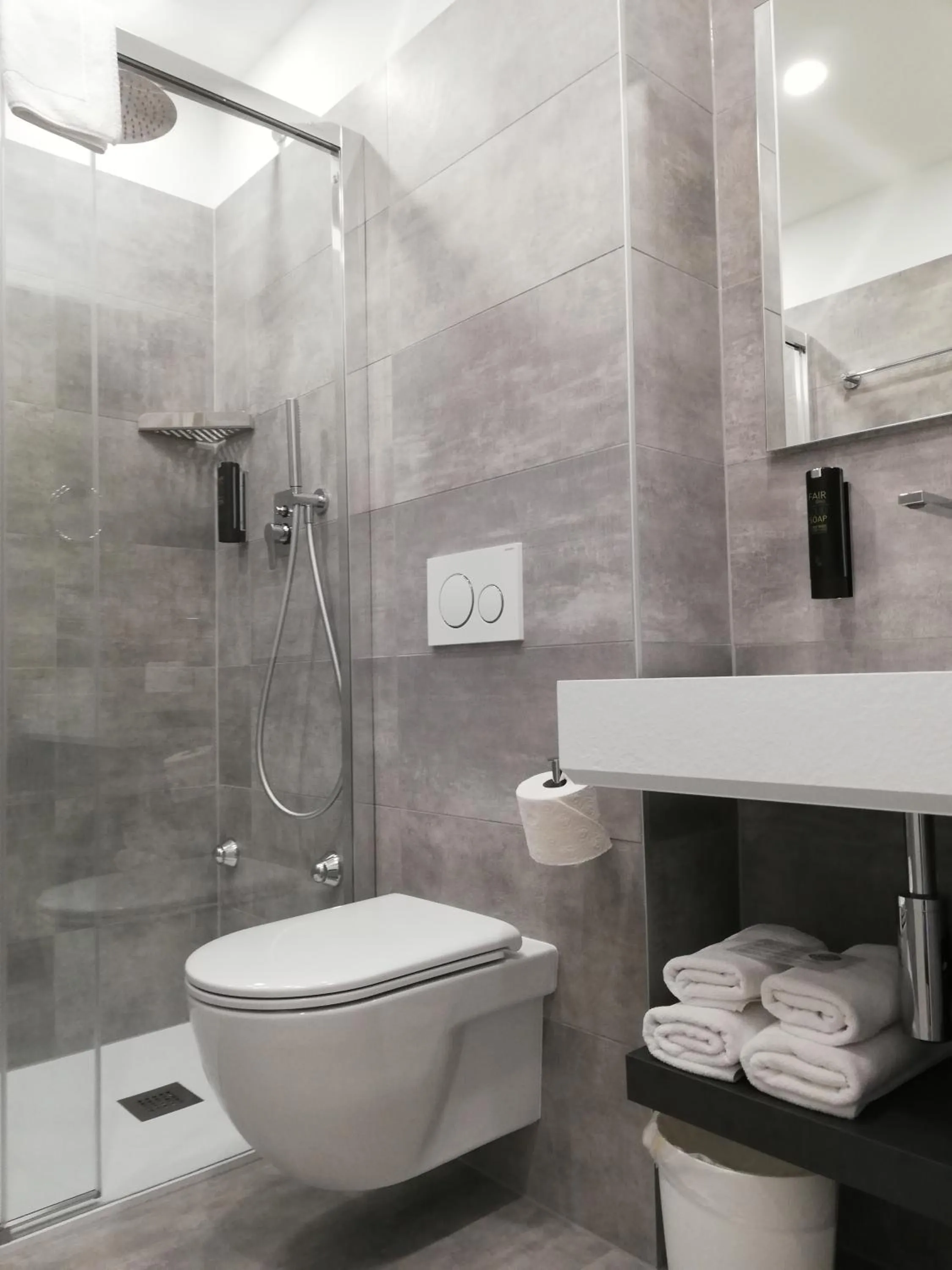 Bathroom in Hotel Village Campofelice