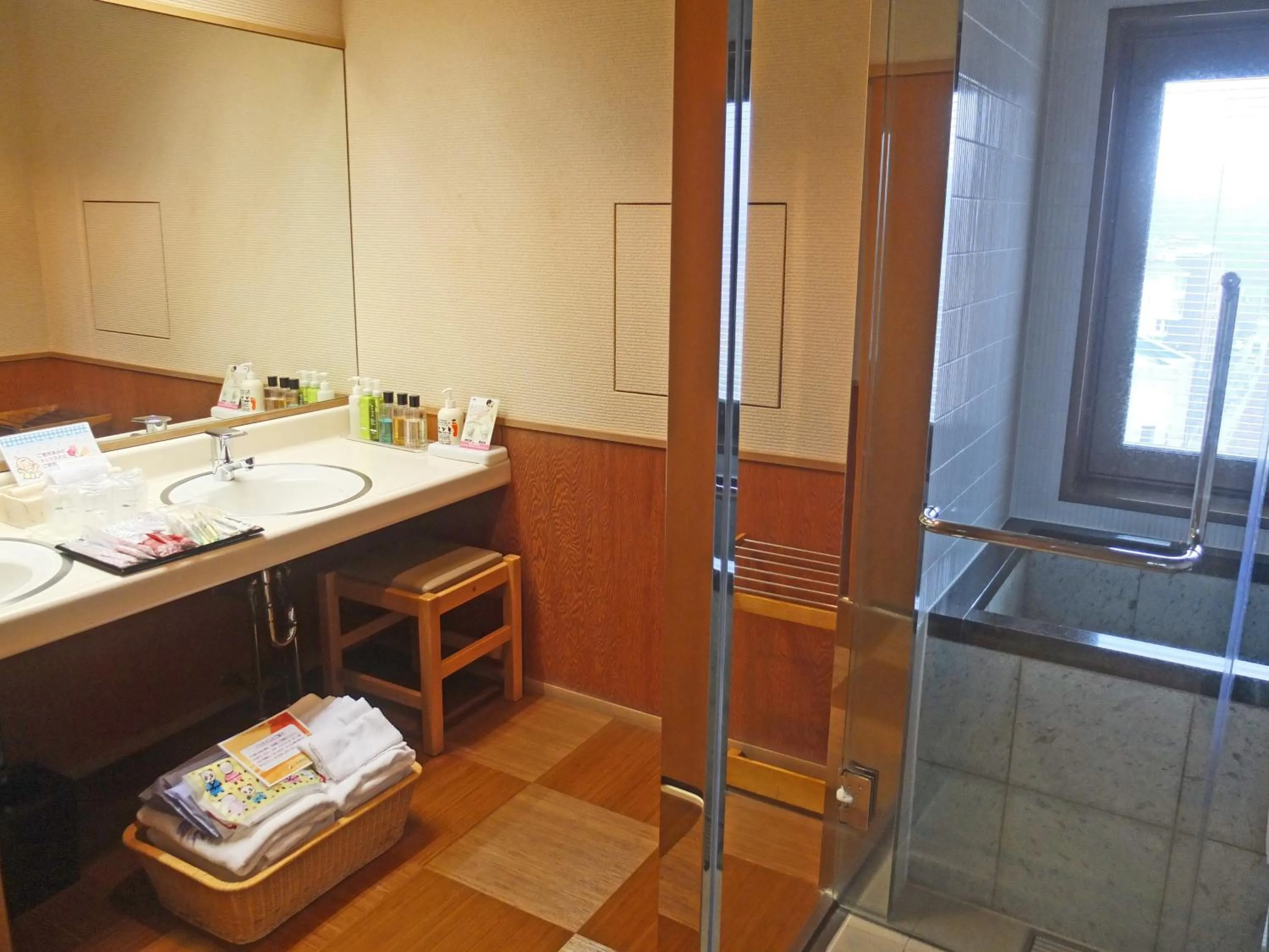 Day in Nikko Senhime Monogatari