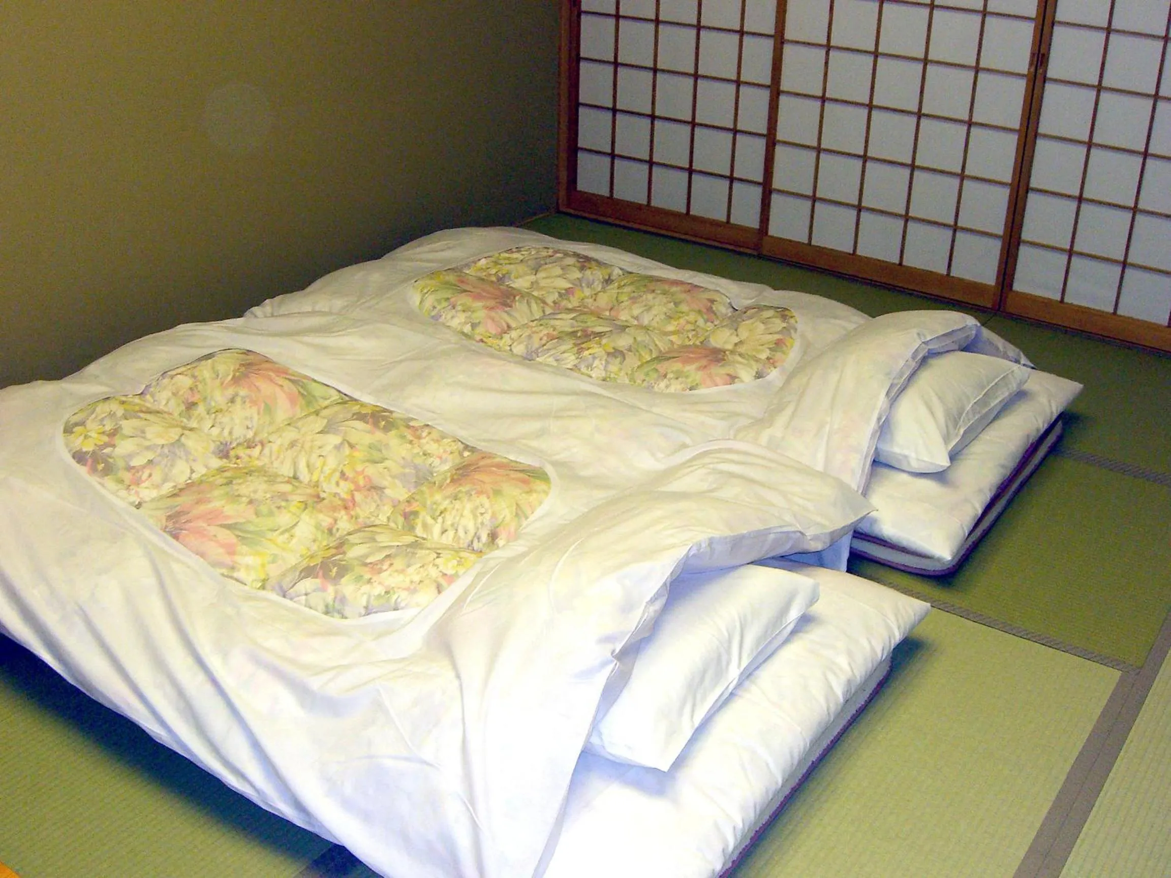 Bed in Nikko Senhime Monogatari