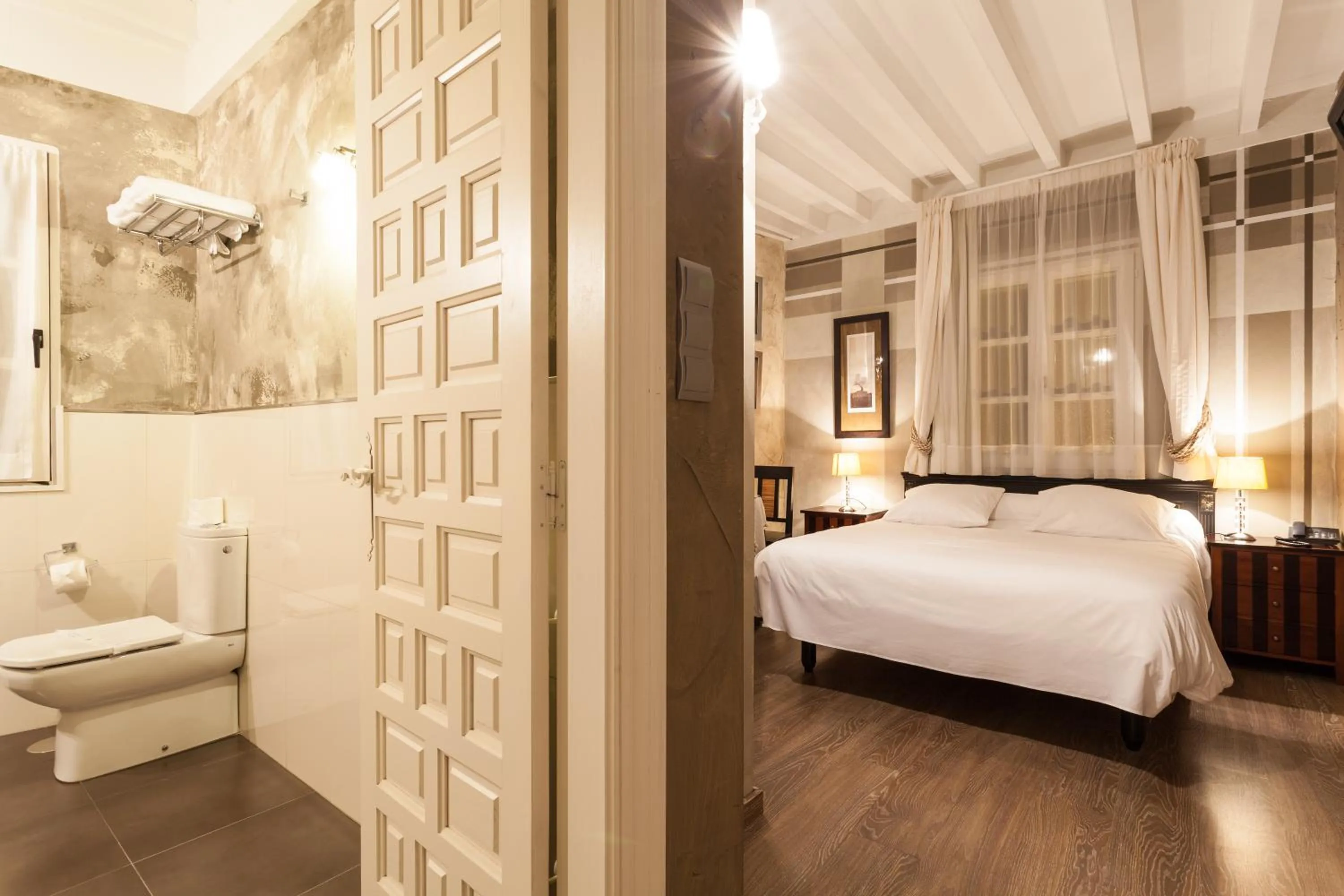 Photo of the whole room in El Bosque de La Anjana