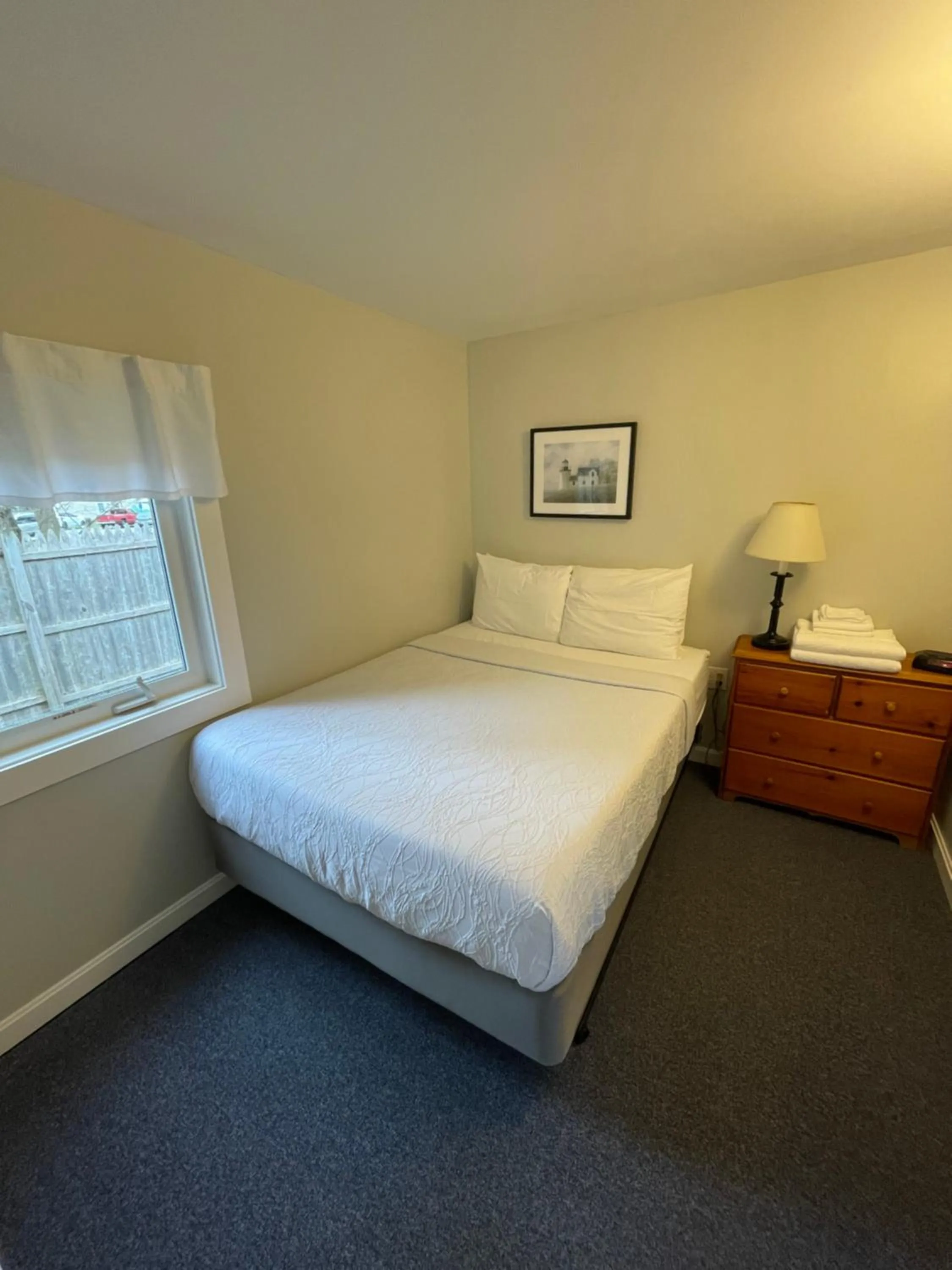 Bed in Elmwood Motor Court