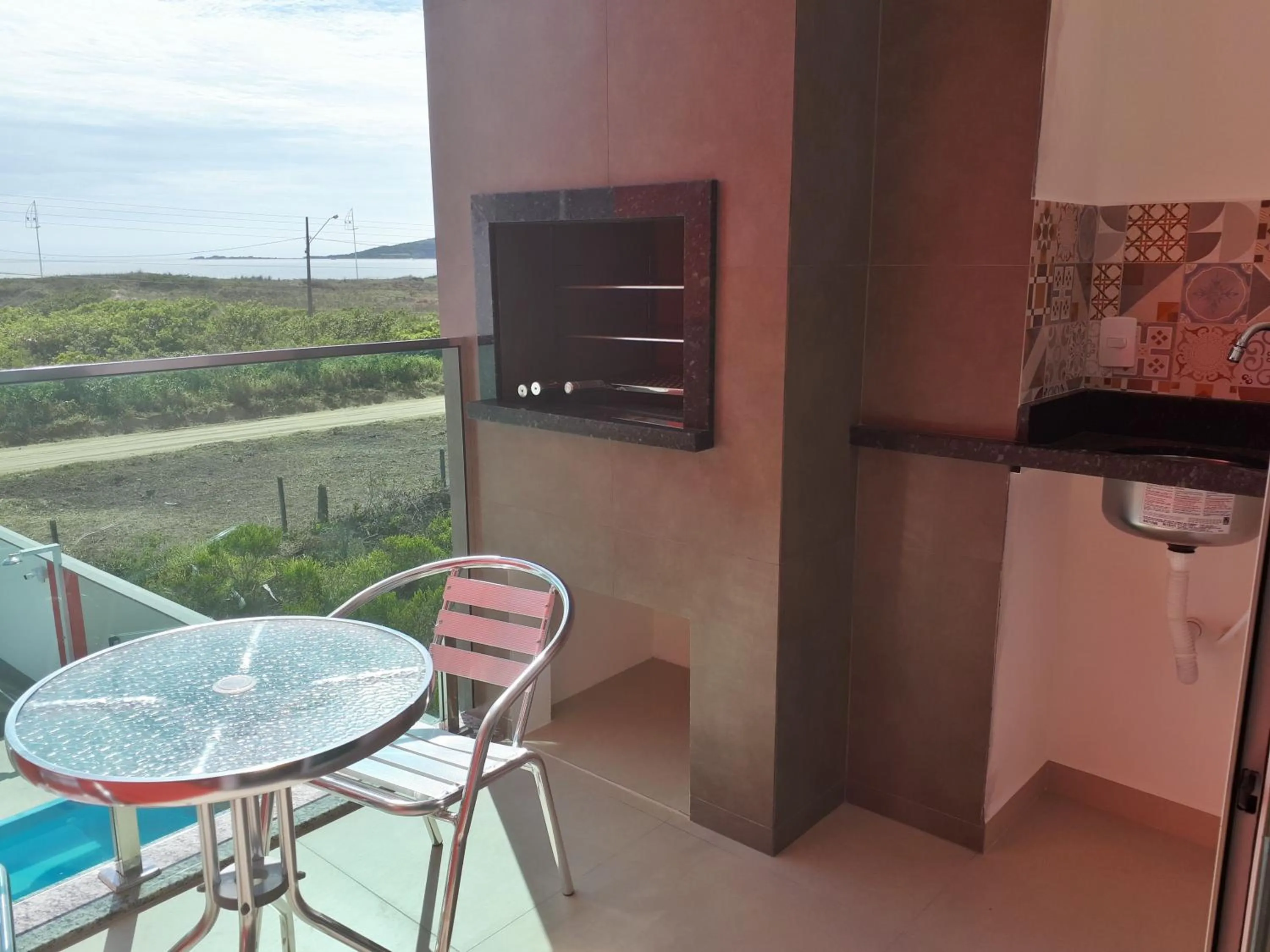 BBQ facilities in Beira Mar Village