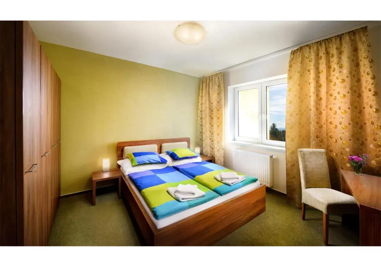 One-Bedroom Apartment with Balcony in Apartmanový Dom TatraTravel Smokovec One-Bedroom Apartment with Balcony in Apartmanový Dom TatraTravel Smokovec
