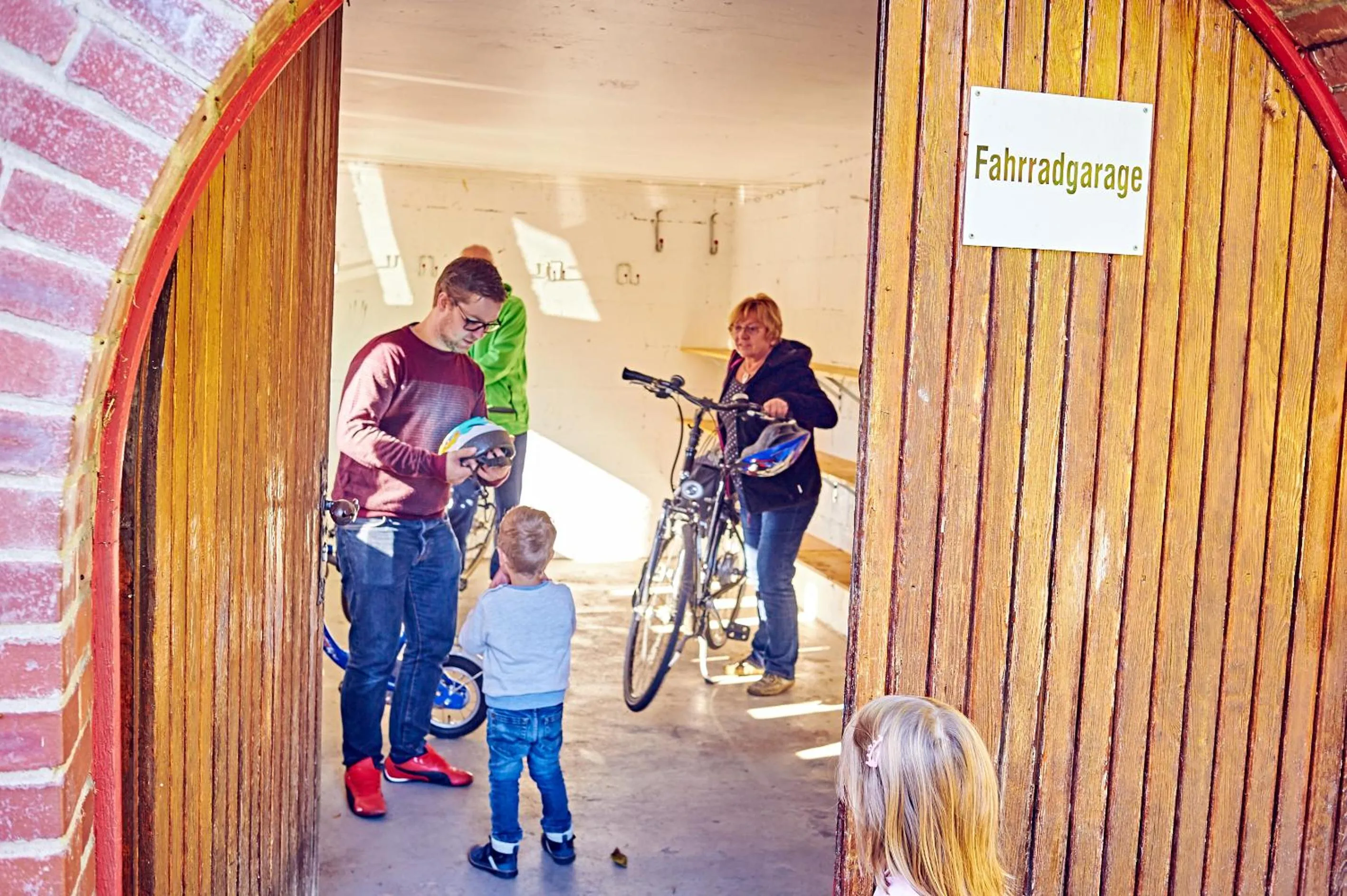 Cycling in DJH Jugendherberge Hagen