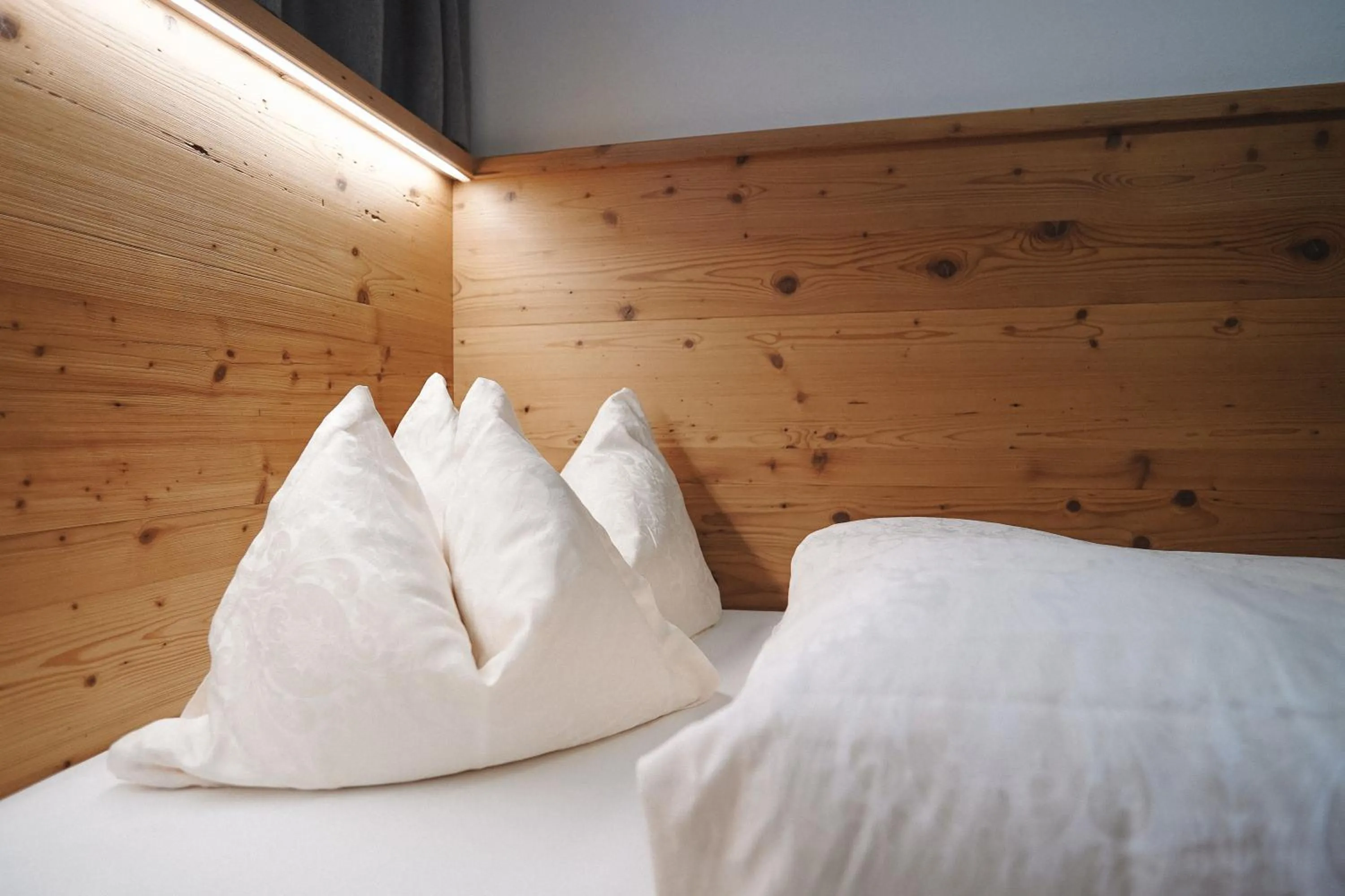 Bed in Hotel Acerina Superior