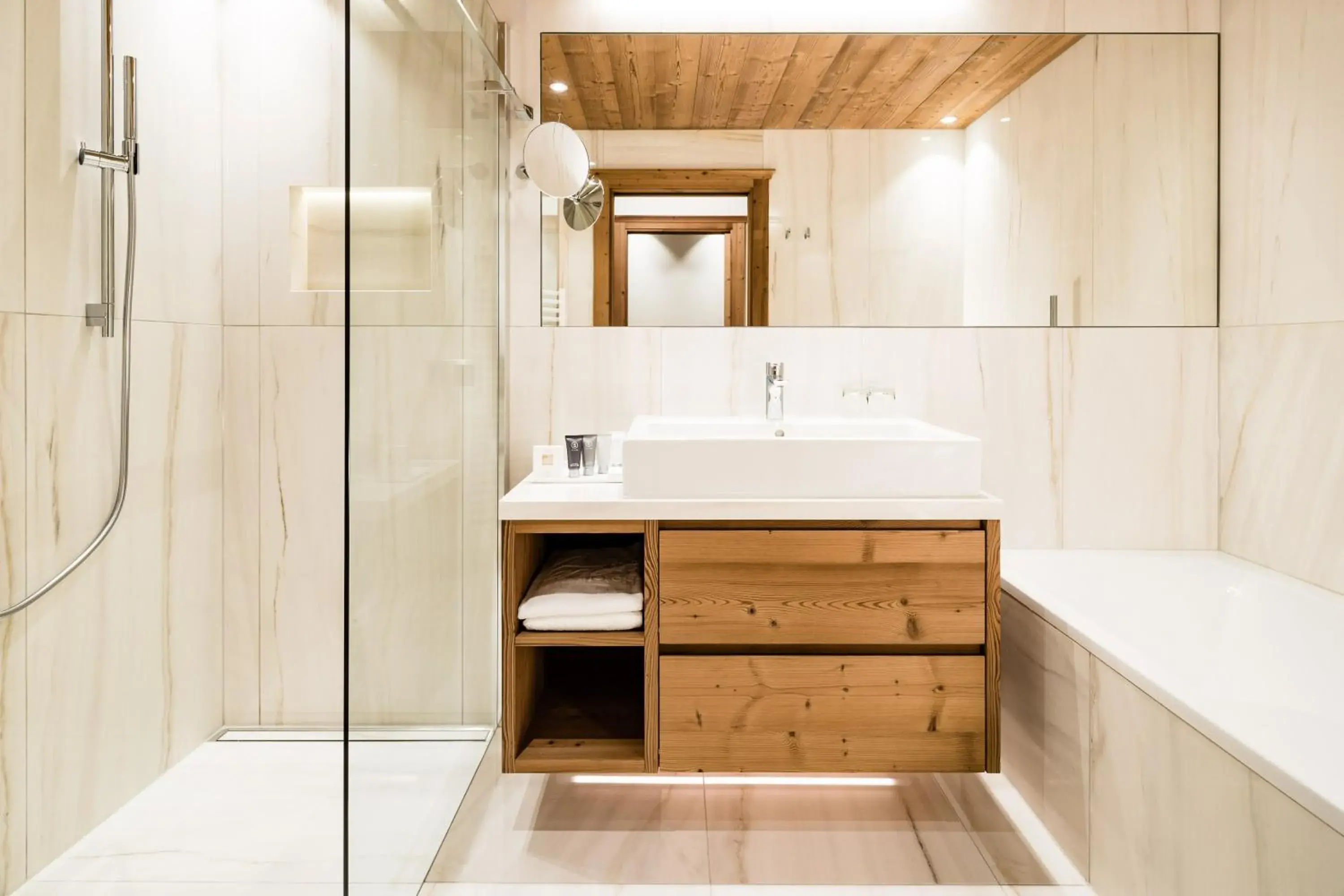 Deluxe King Room in Savoy Dolomites Luxury & Spa Hotel Deluxe King Room in Savoy Dolomites Luxury & Spa Hotel