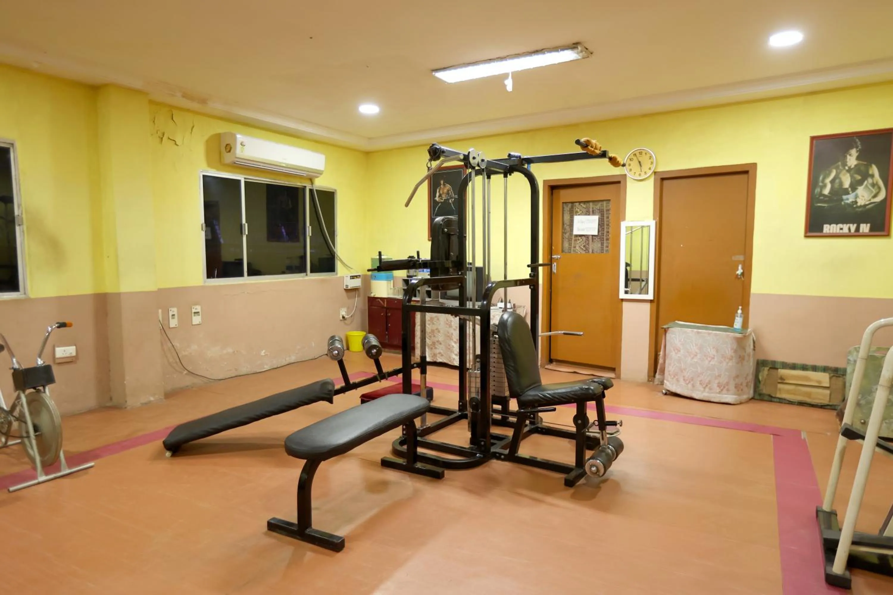 Fitness centre/facilities in Breeze Residency
