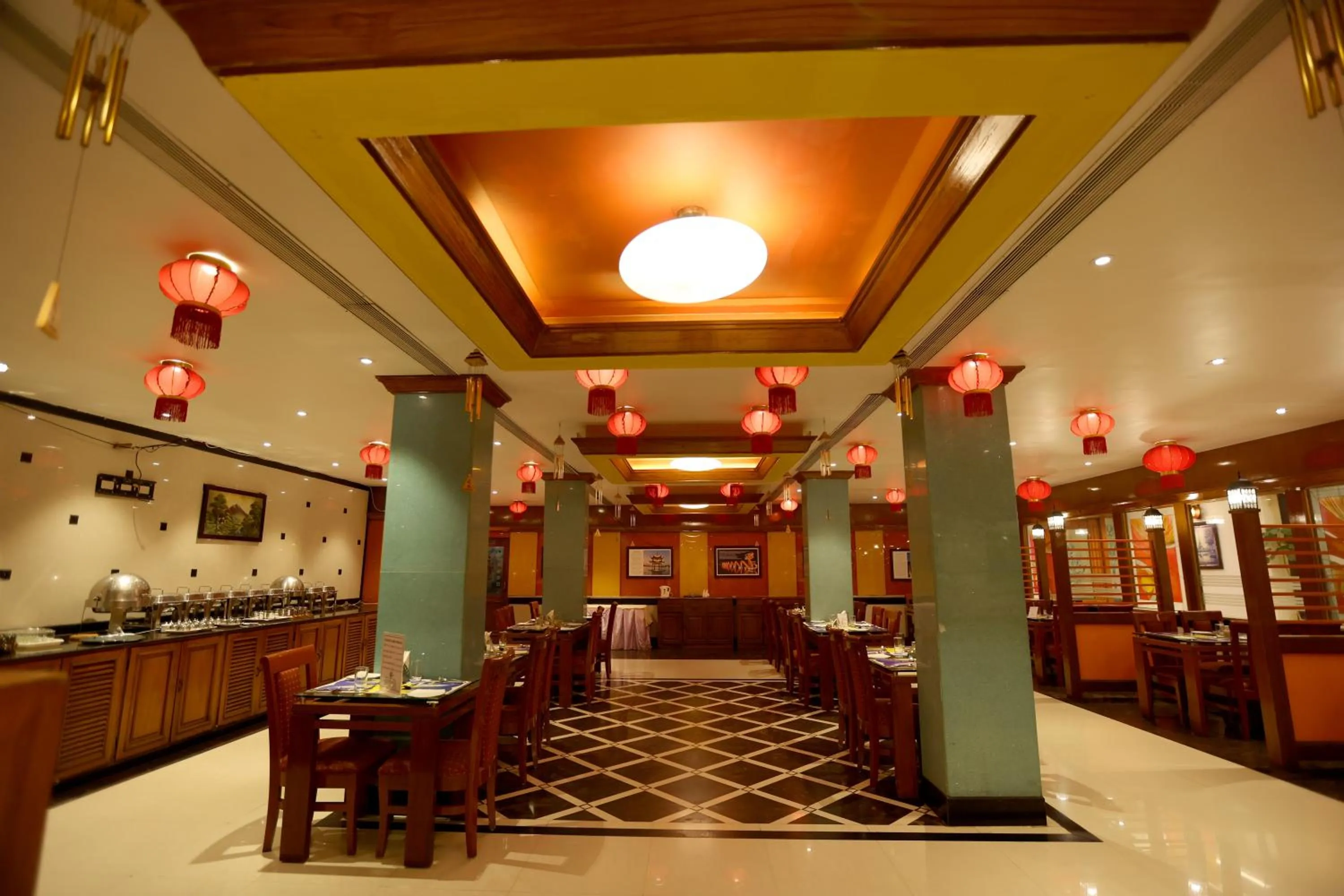 Restaurant/places to eat in Breeze Residency