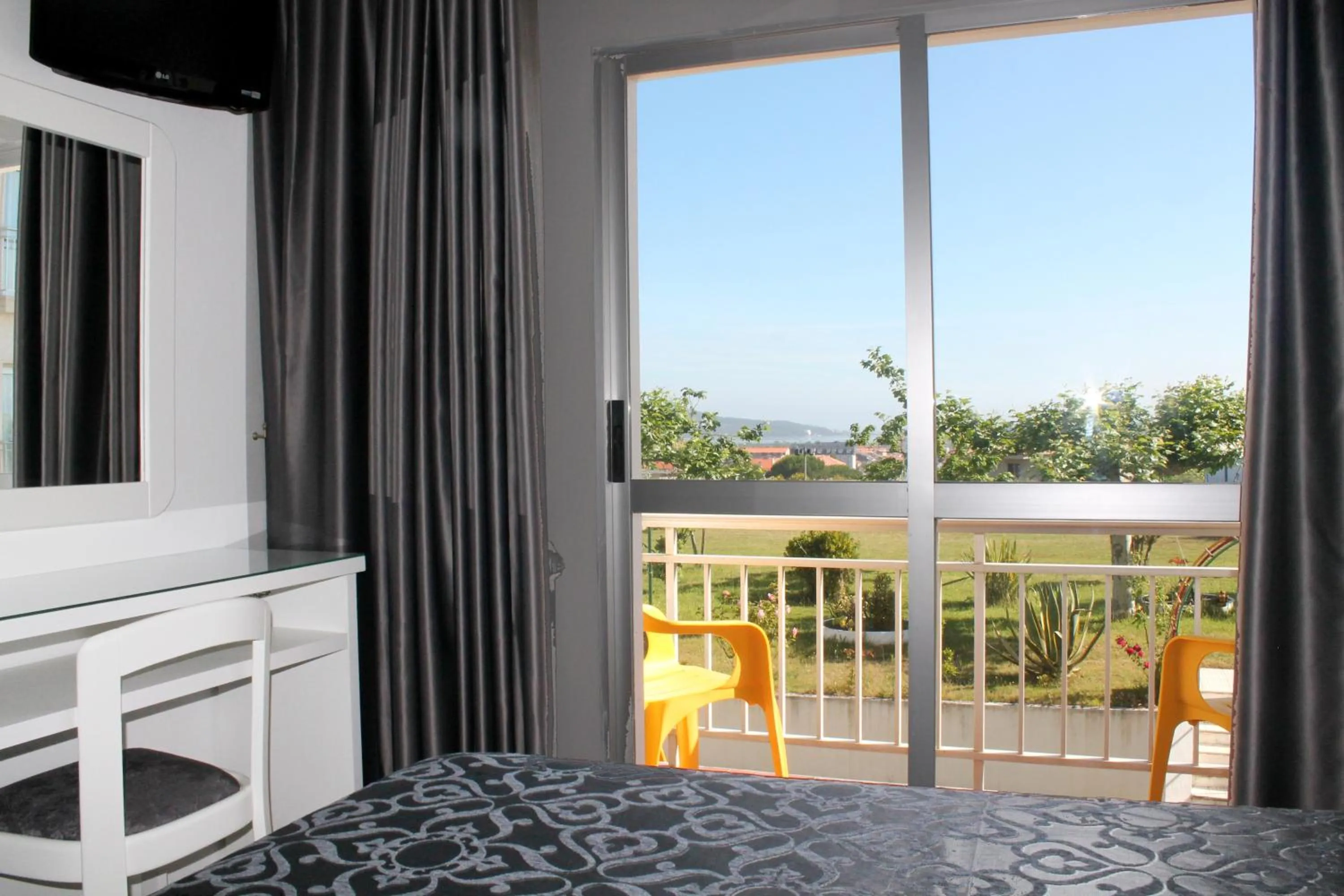 View (from property/room), Bed in Hotel Marola