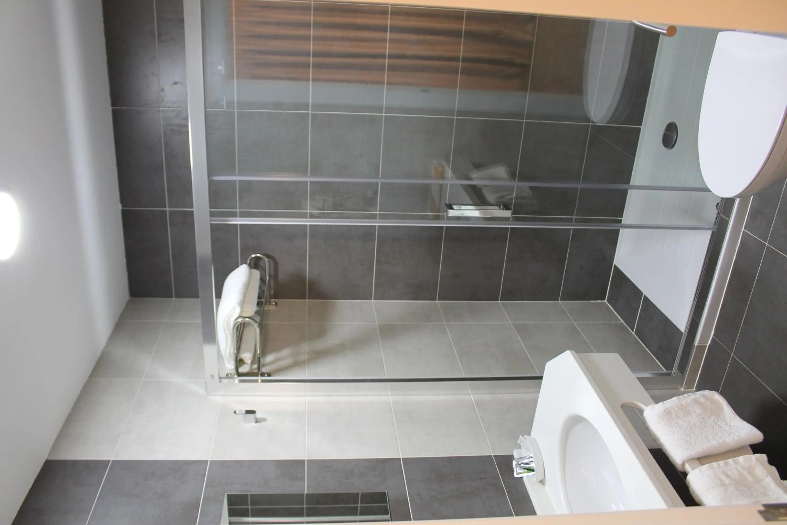 Bathroom in Hotel Marola