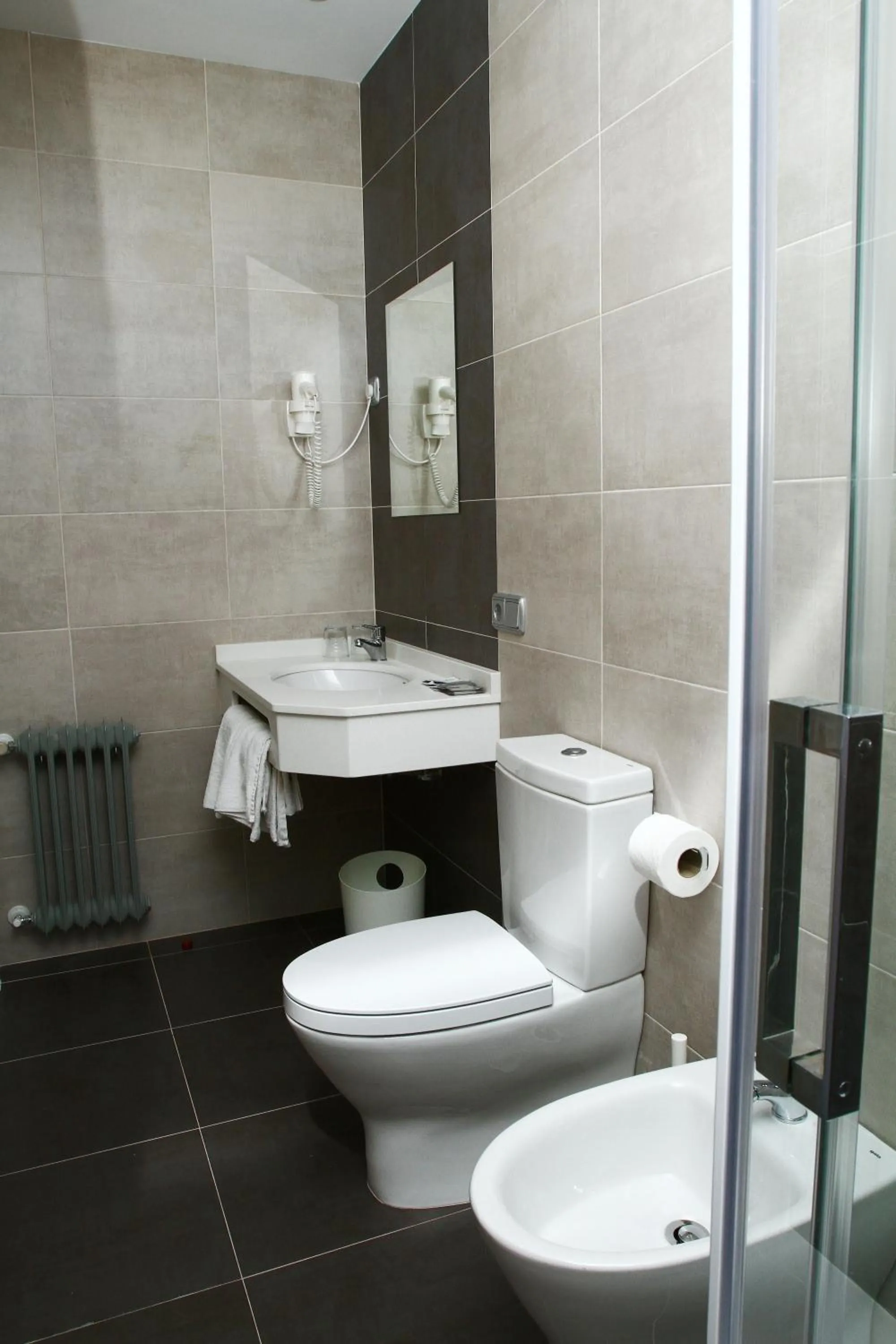 Bathroom in Hotel Marola