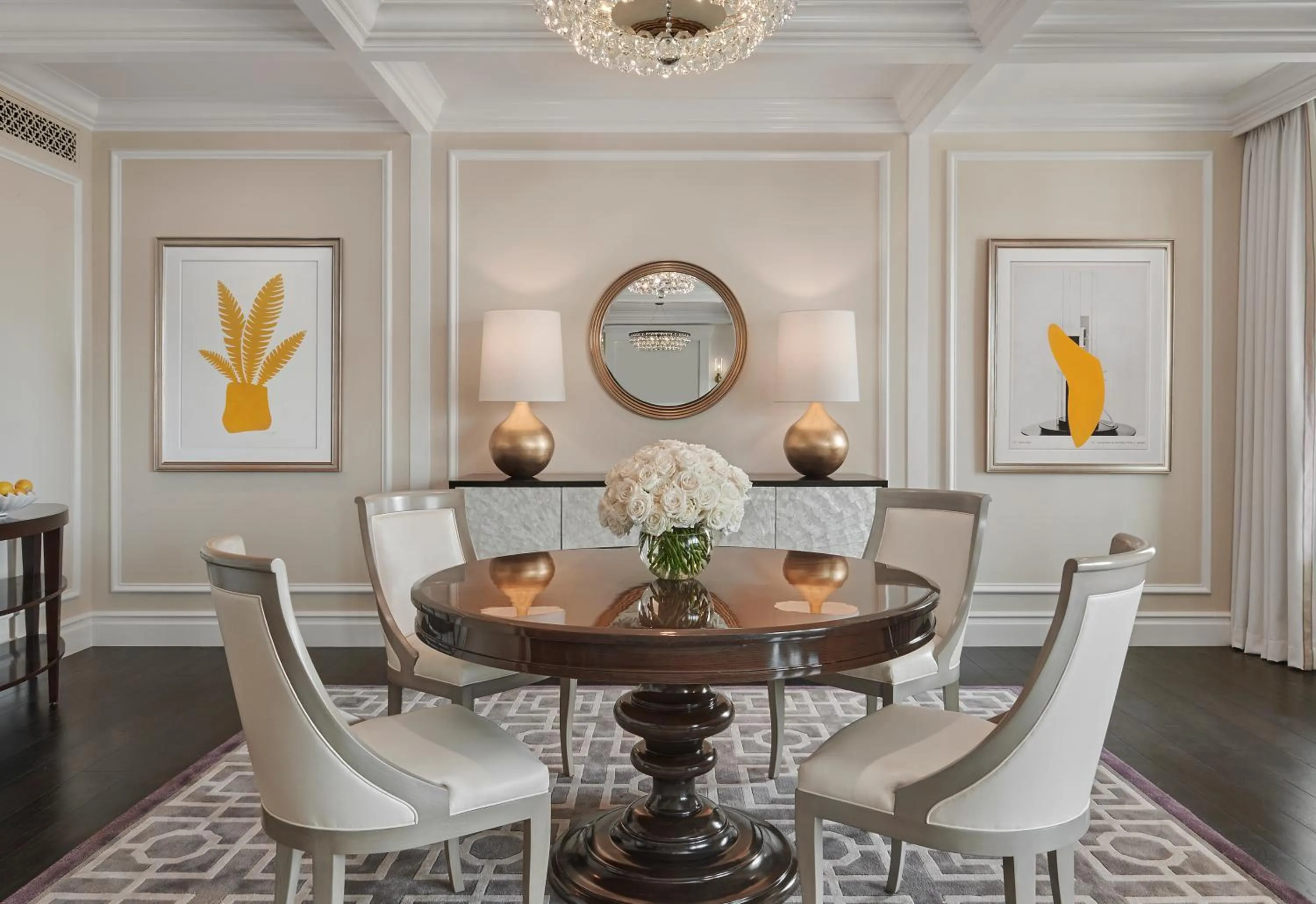 Dining area in Rosewood Miramar Beach