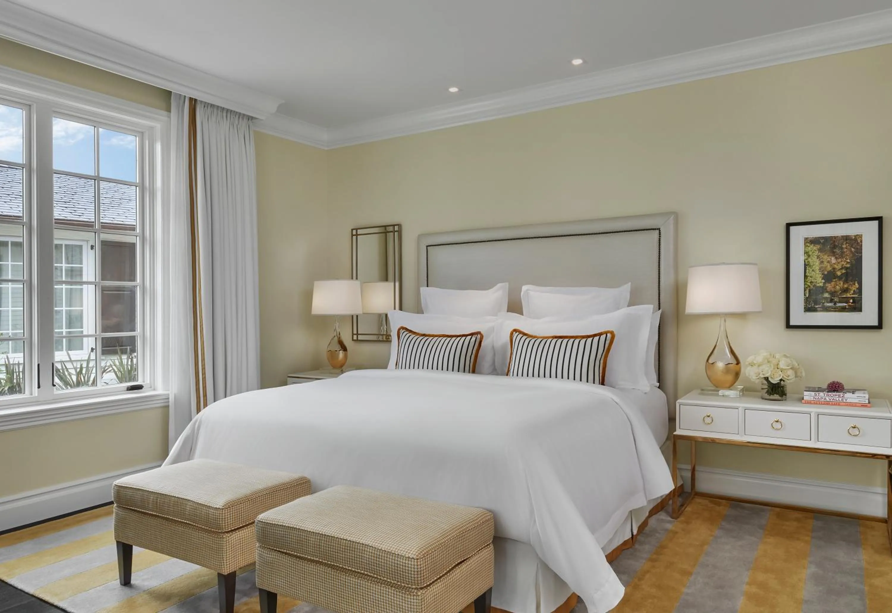 Bed in Rosewood Miramar Beach