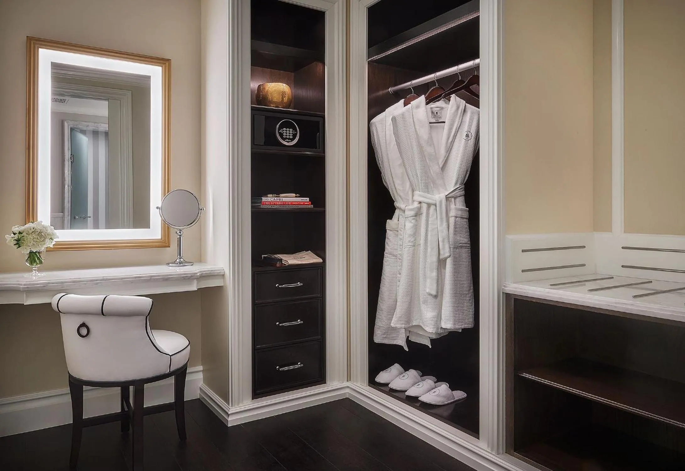 Area and facilities in Rosewood Miramar Beach