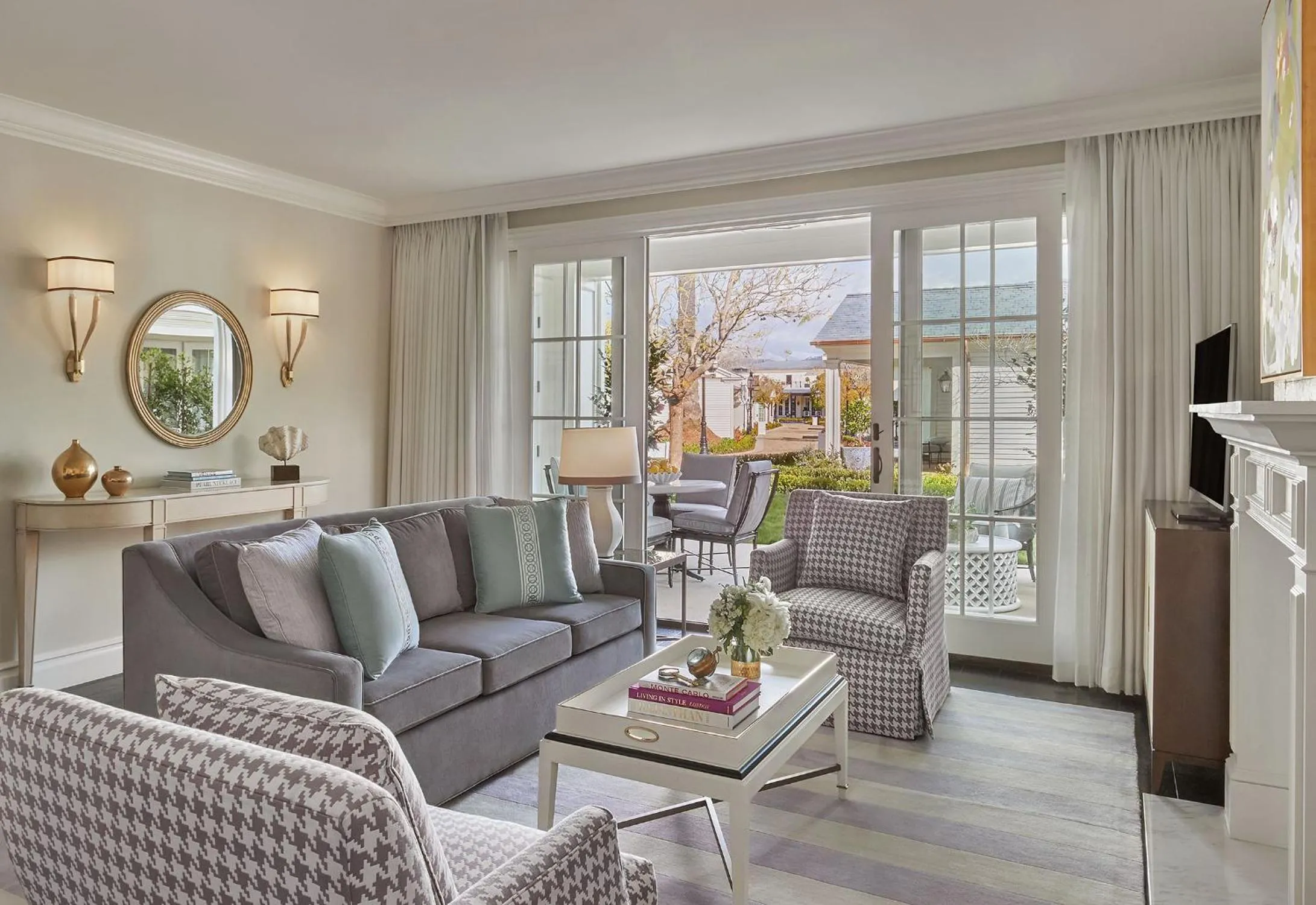 Living room in Rosewood Miramar Beach