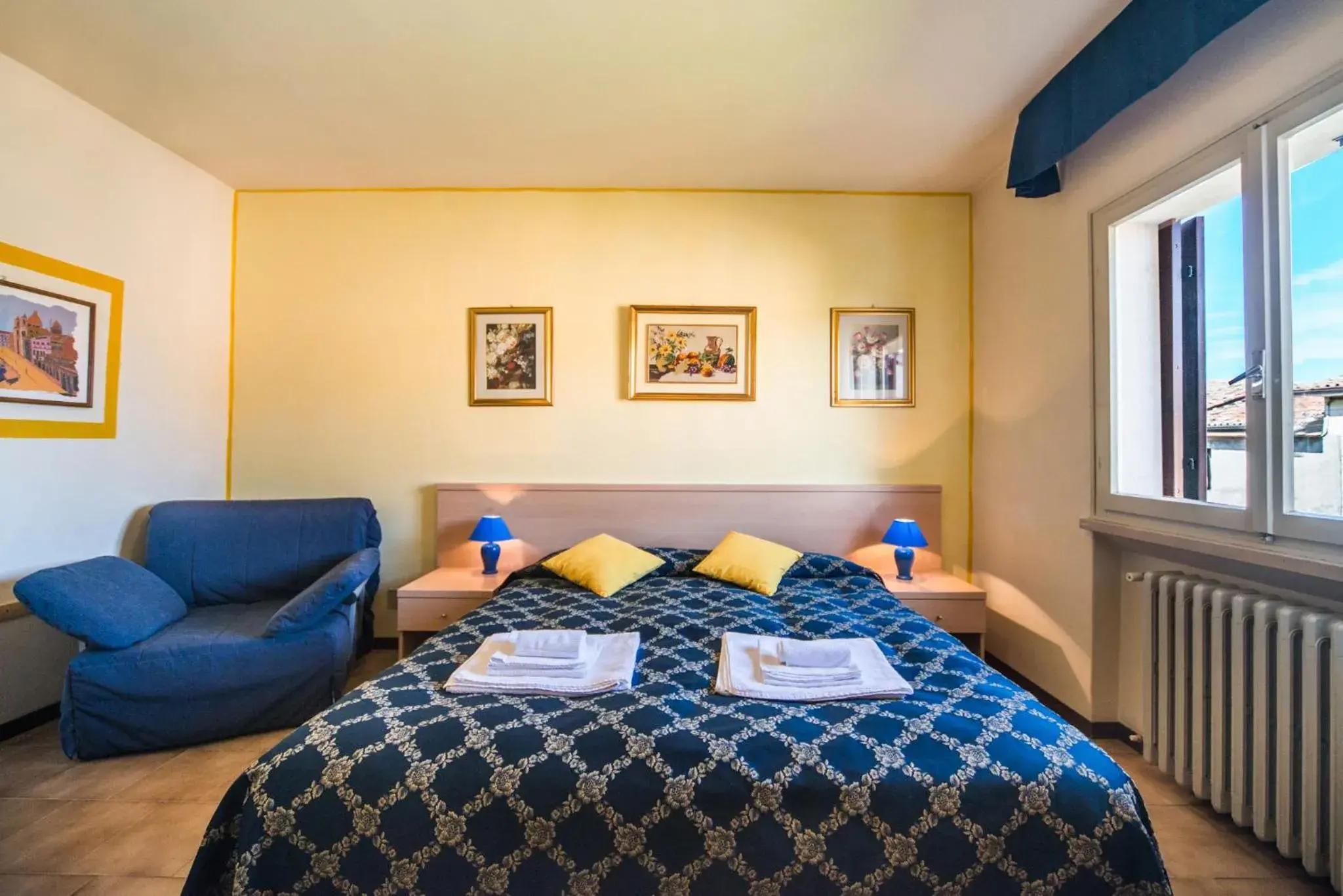 Double or Twin Room in Albergo Centrale Double or Twin Room in Albergo Centrale