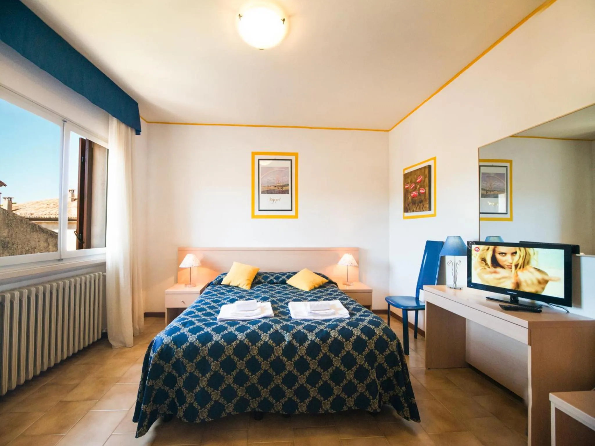 Photo of the whole room, Bed in Albergo Centrale