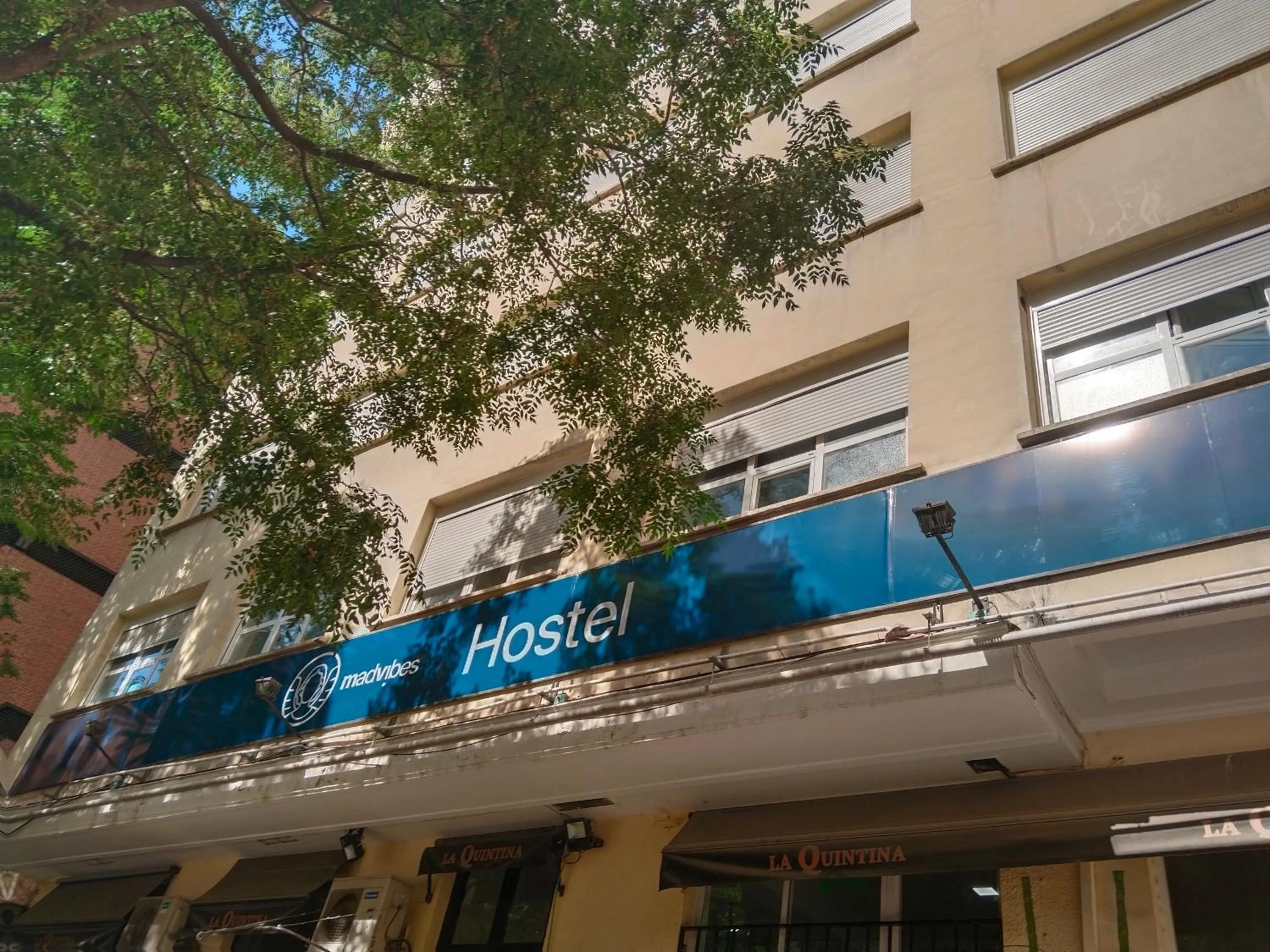 Property building in MadVibes Hostel Gran Vía