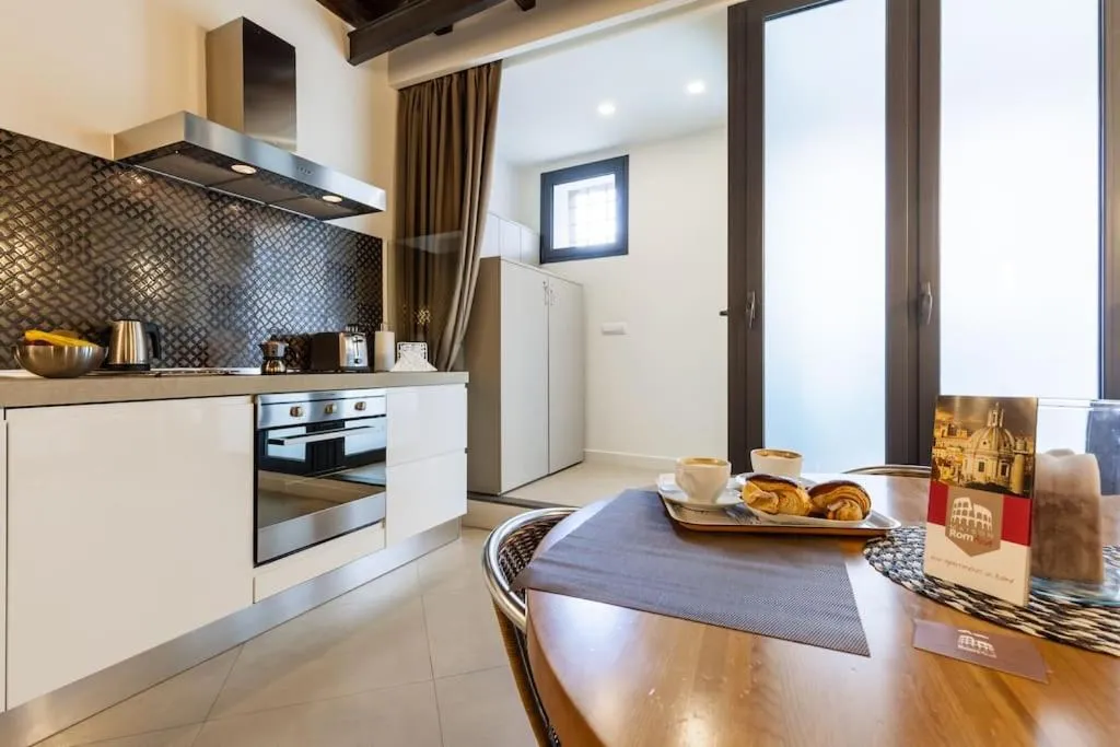 Dining area in Maison Romana Loft