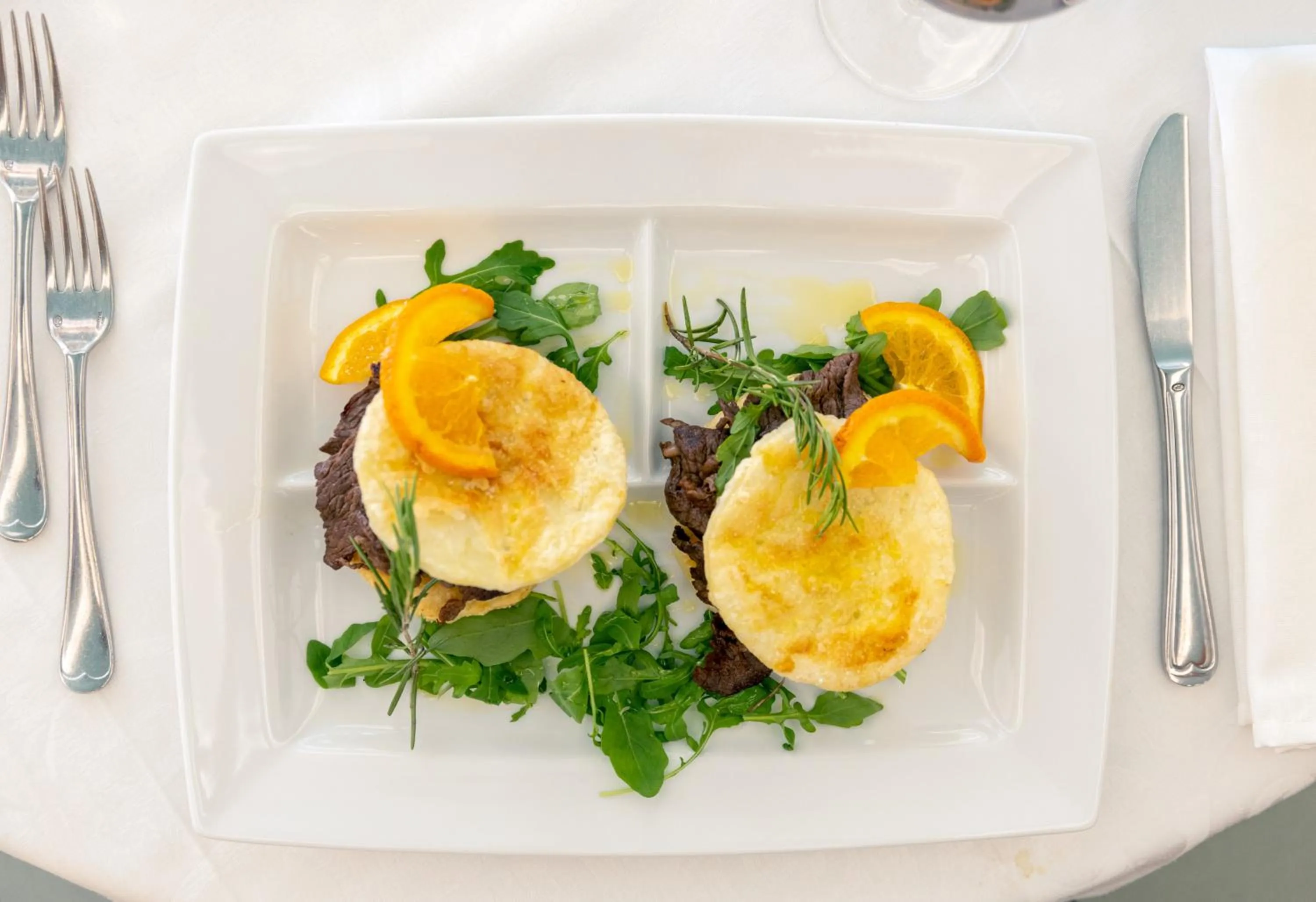 Restaurant/places to eat in Hotel Ancora