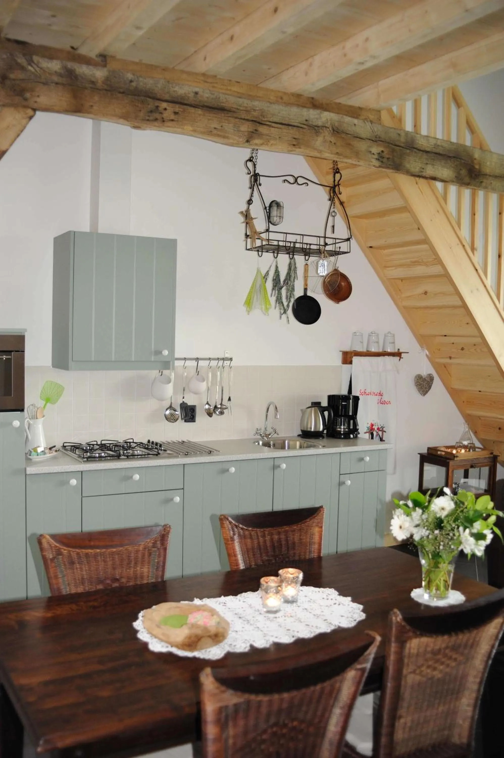 Kitchen or kitchenette in Erfgoed & Logies Den Heijkant