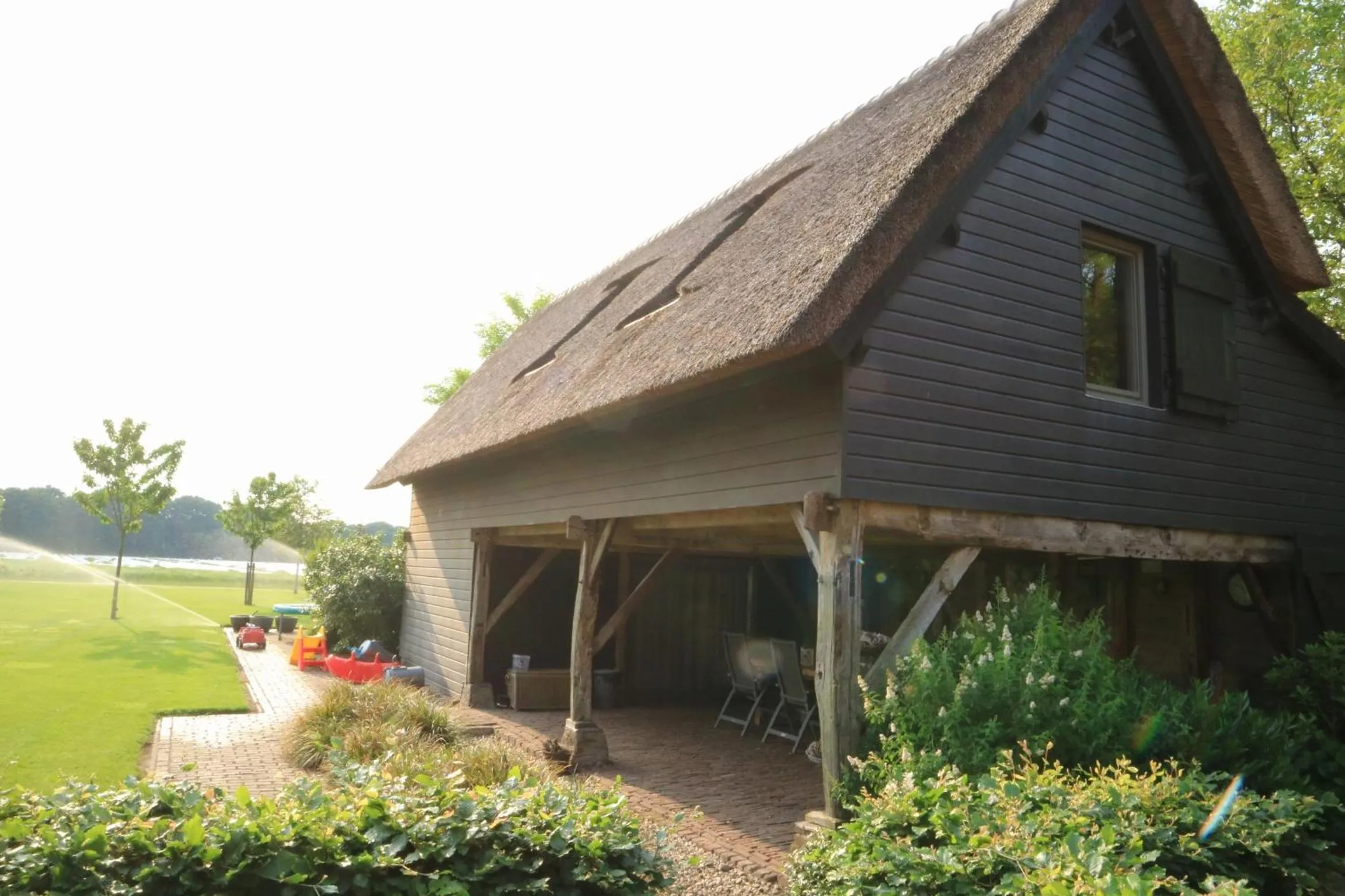 Garden view in Erfgoed & Logies Den Heijkant