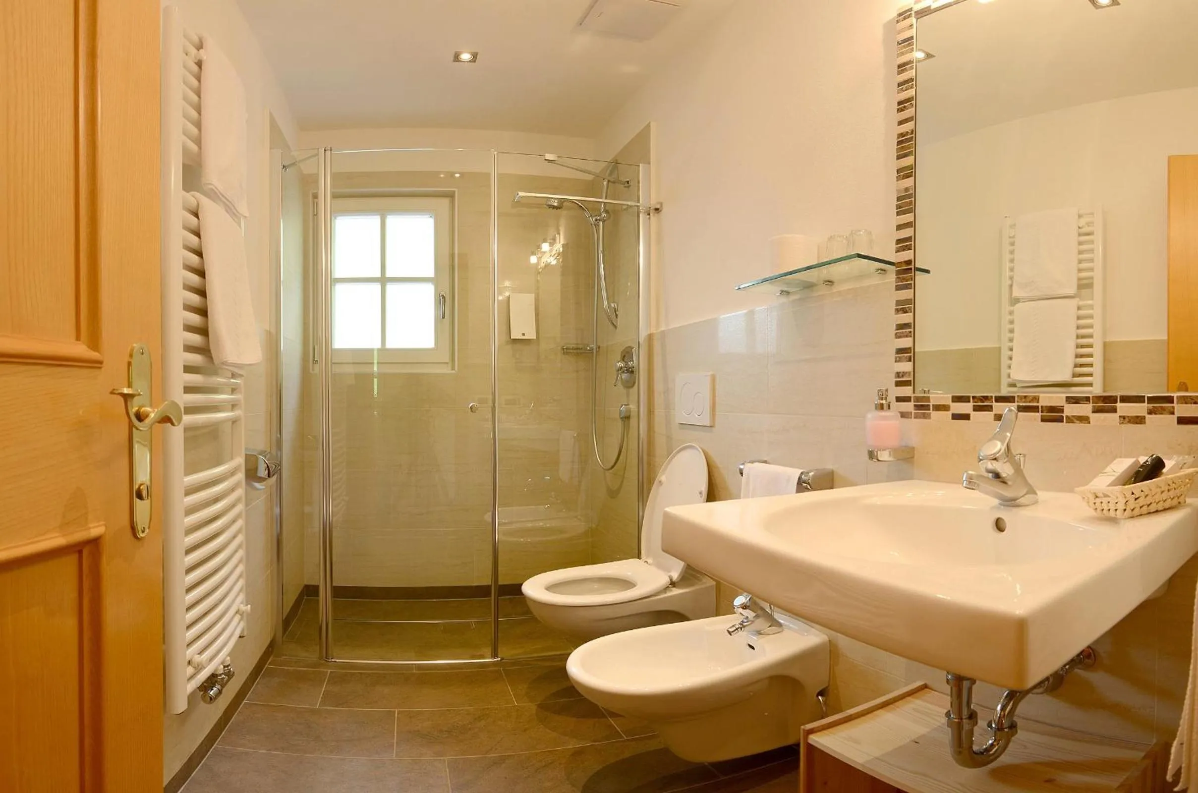 Shower in B&B Appartments Cudlea