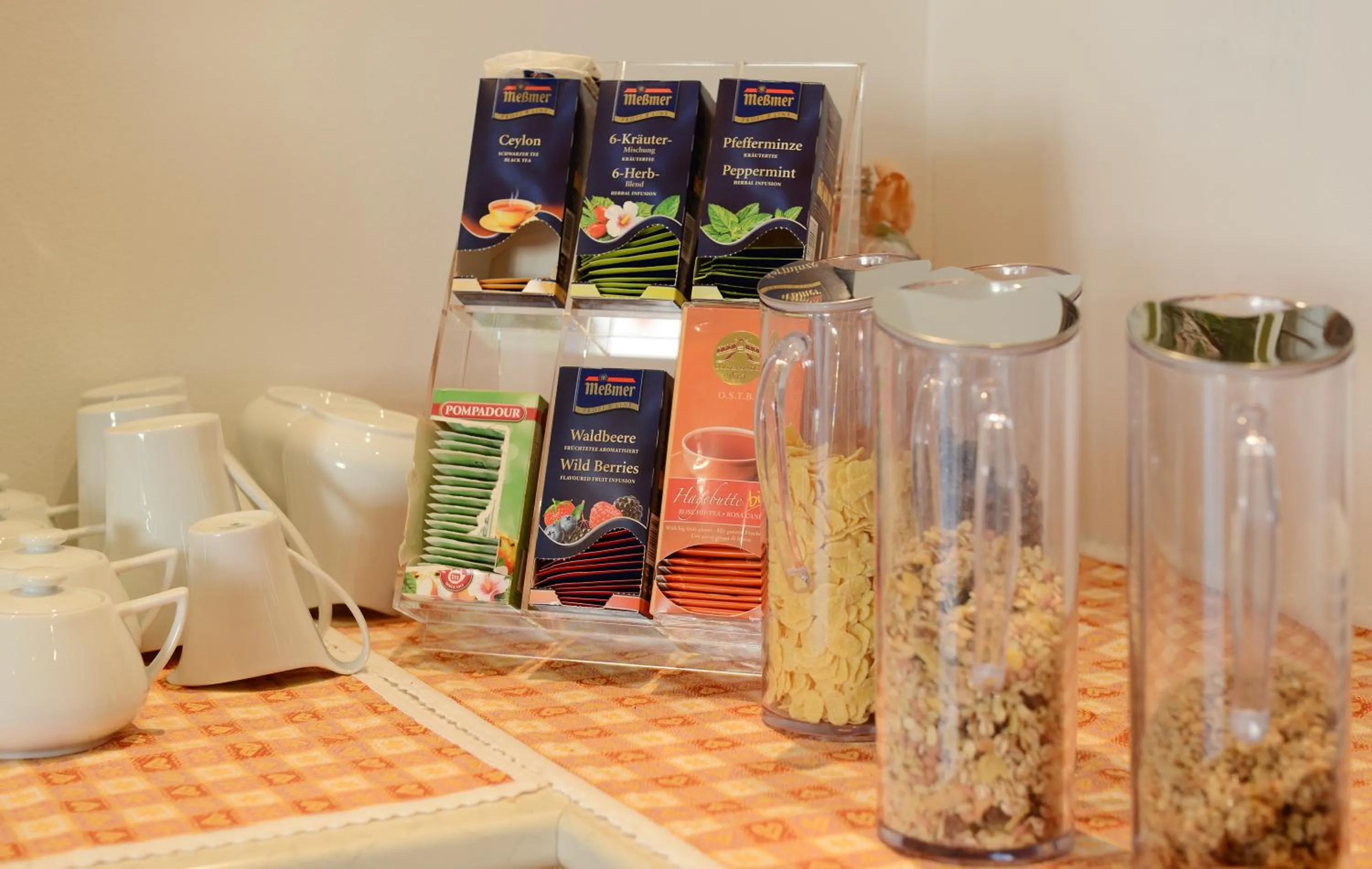 Coffee/tea facilities in B&B Appartments Cudlea