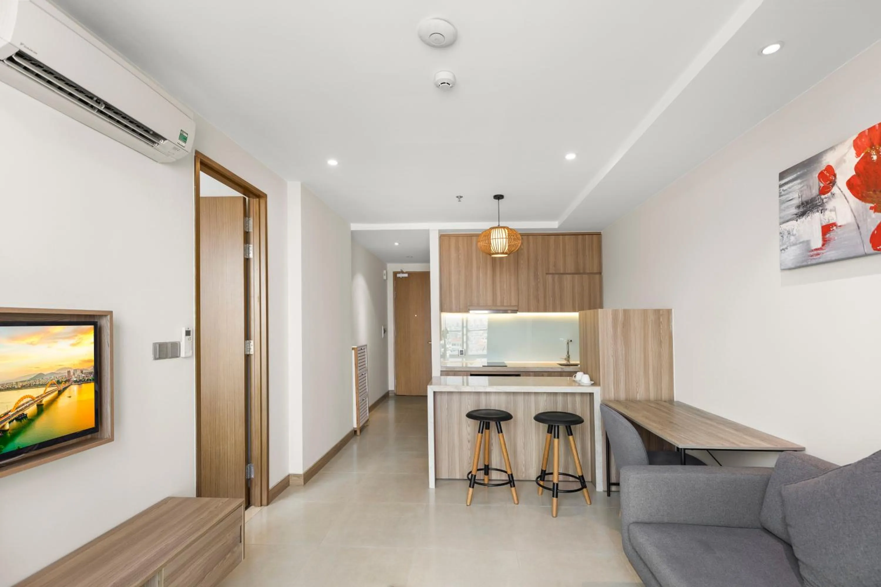 Kitchen or kitchenette in Moon Hotel and Apartment Da Nang