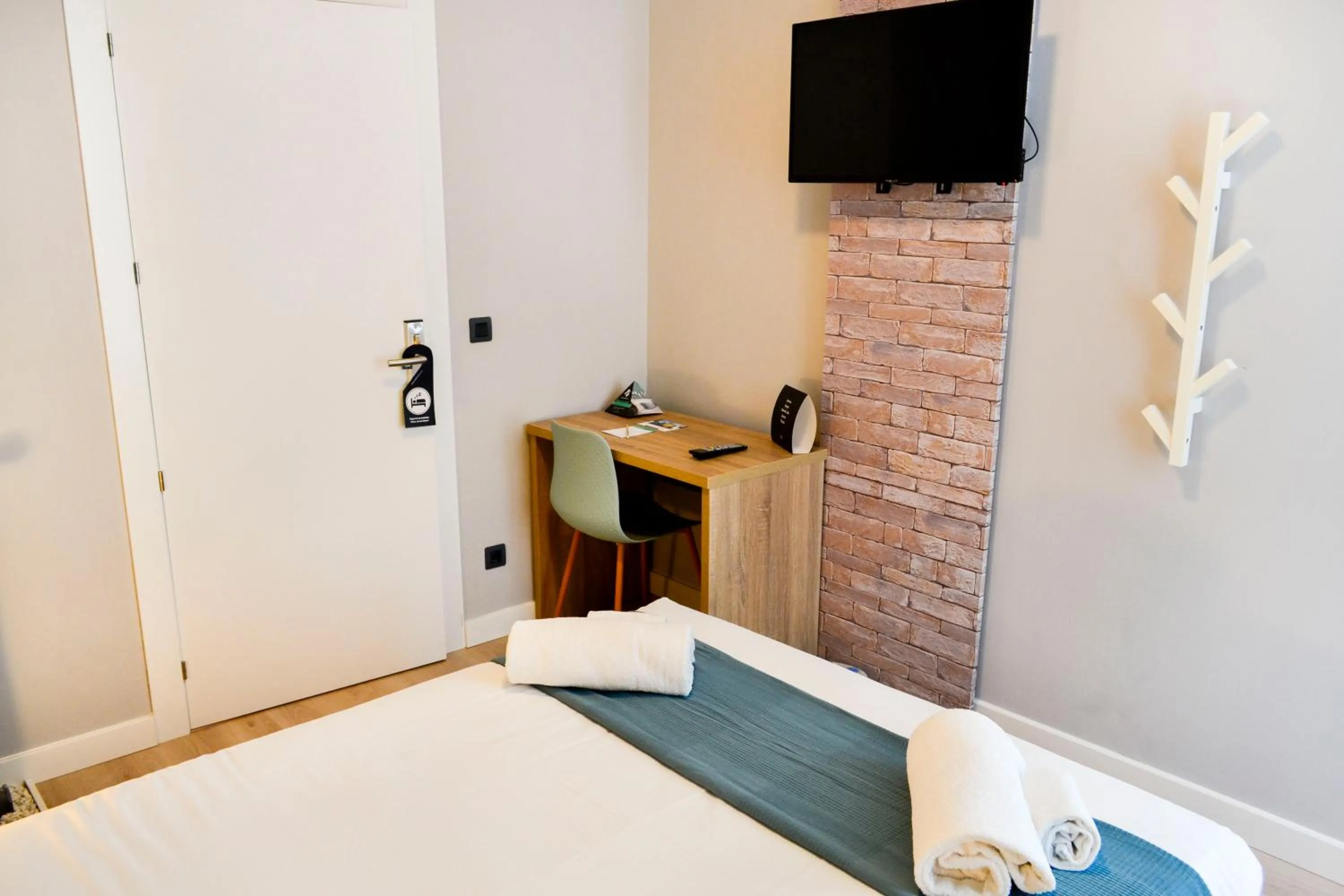 Bed in Alda Centro León