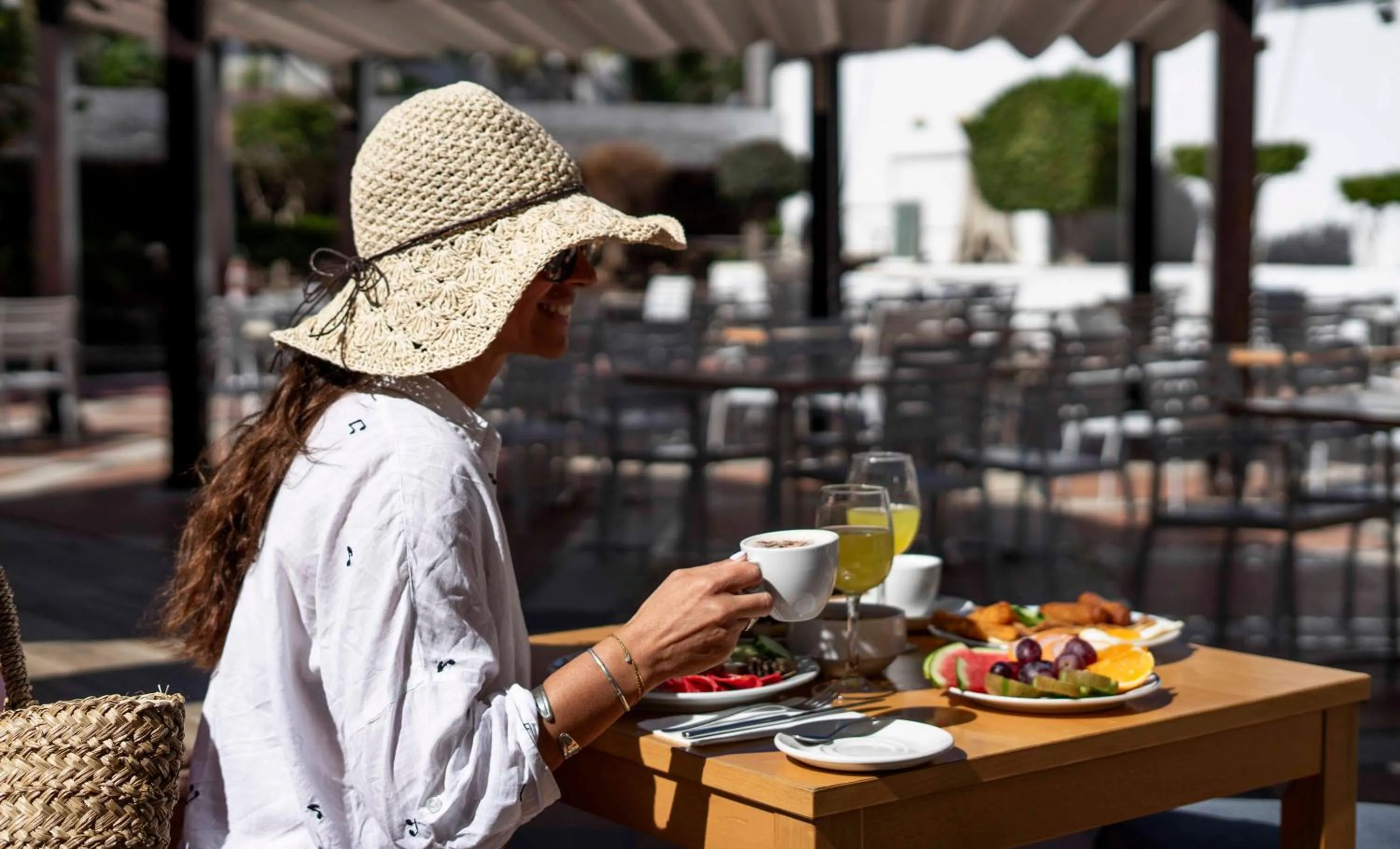 Restaurant/places to eat in Ona Palm Beach