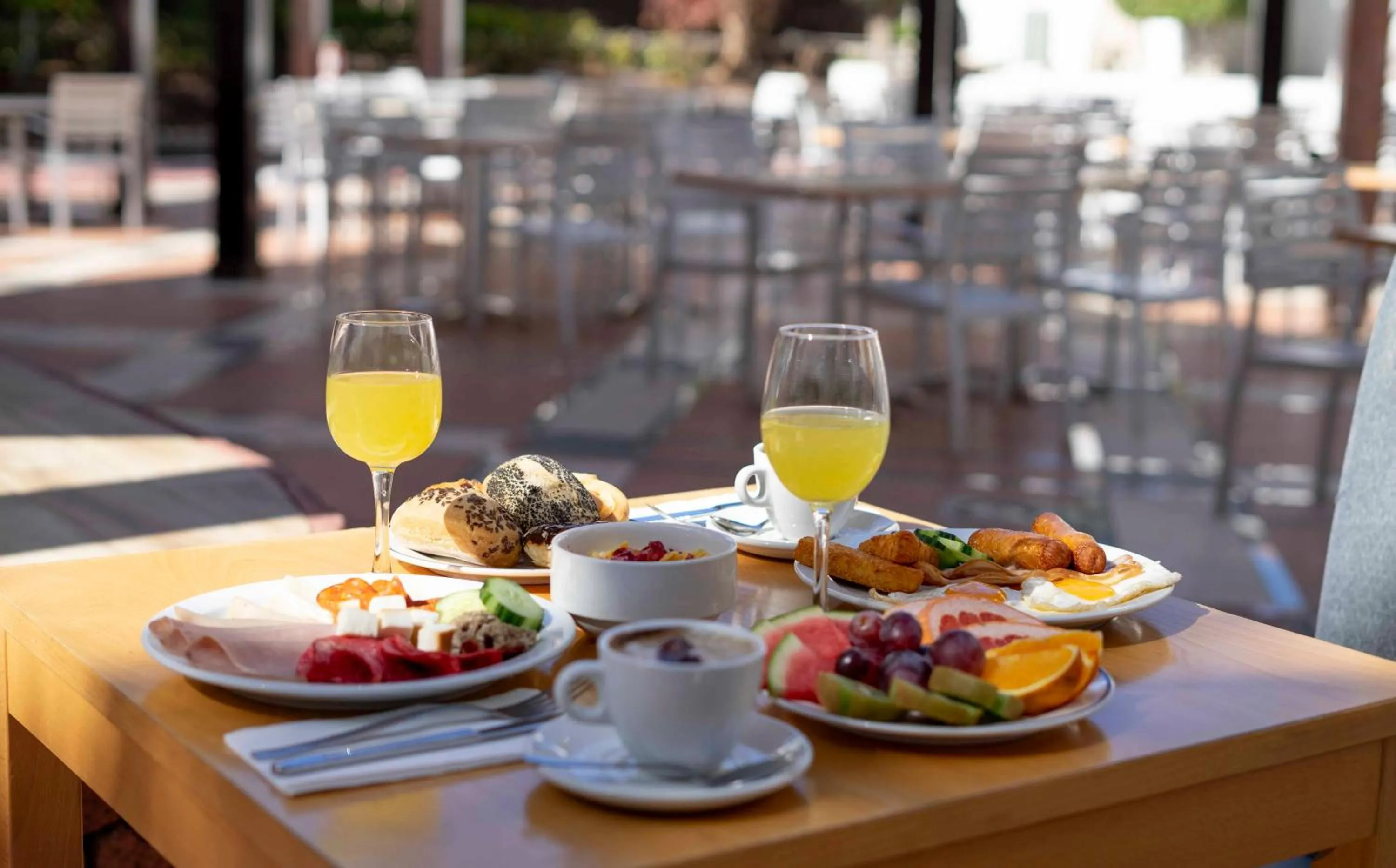 Restaurant/places to eat in Ona Palm Beach