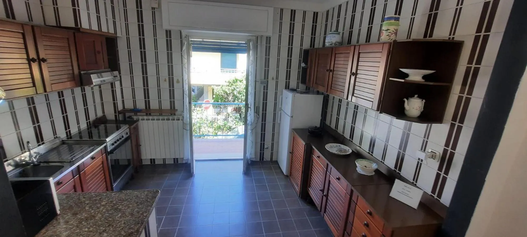 Kitchen or kitchenette in Hotel Dora