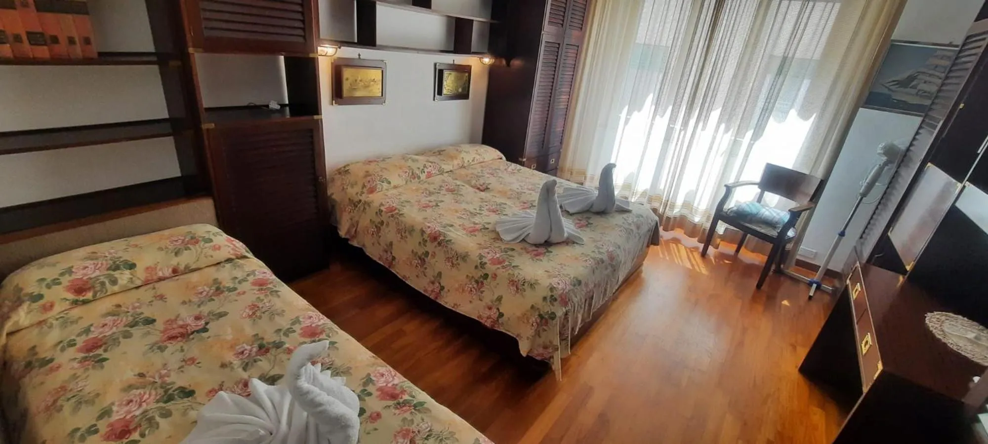 Bedroom in Hotel Dora