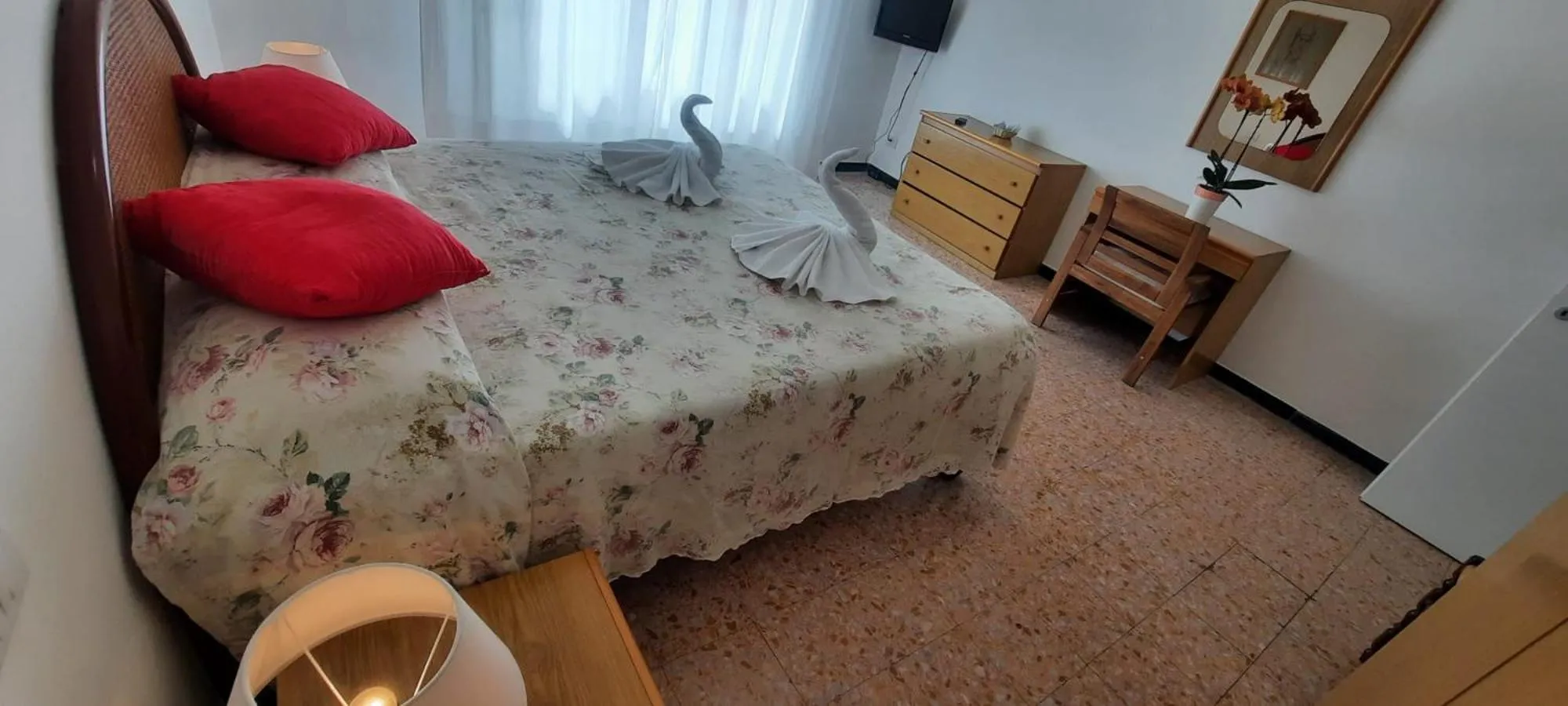 Bedroom in Hotel Dora