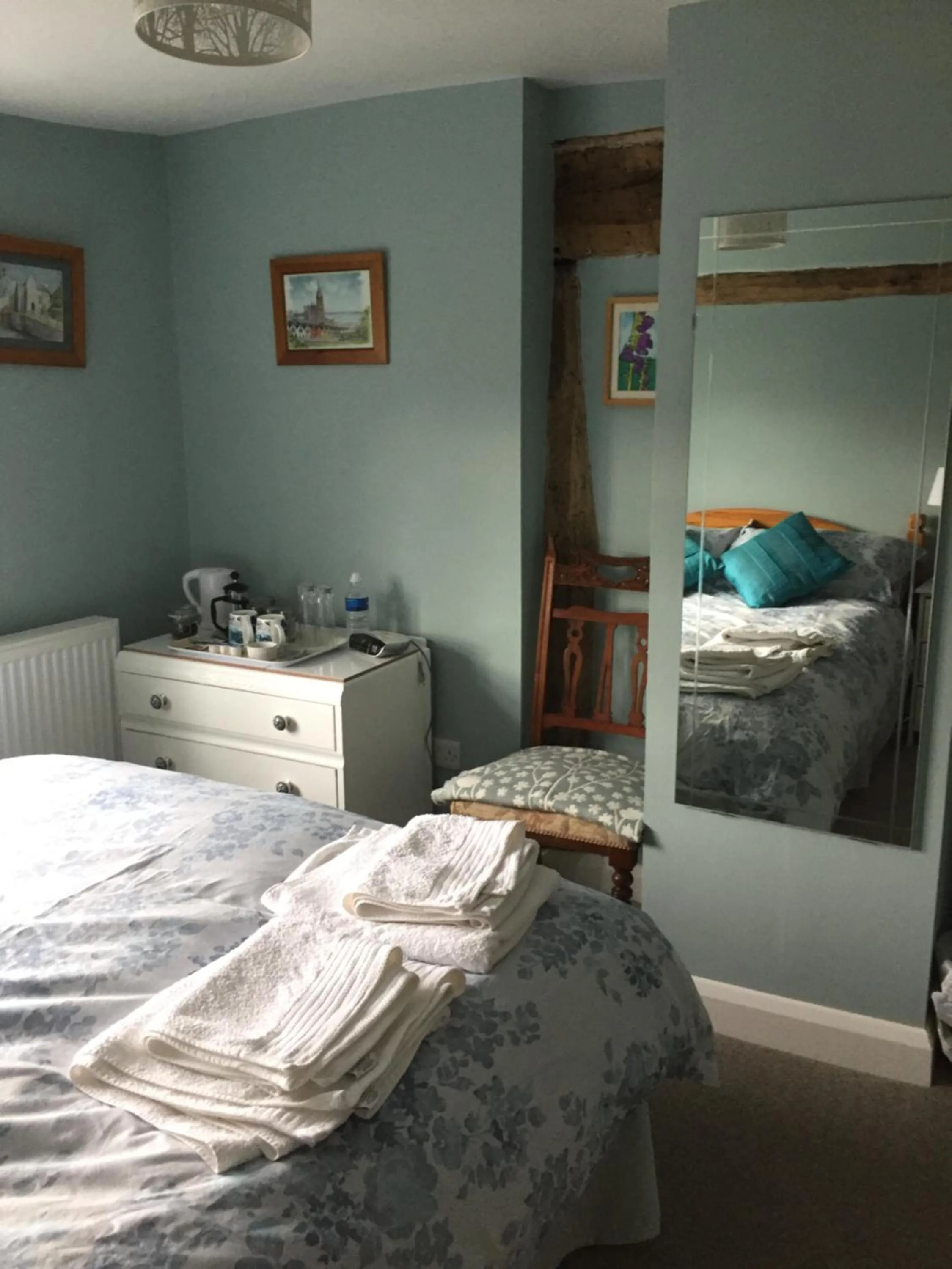 Bed in Old Beams Bed & Breakfast