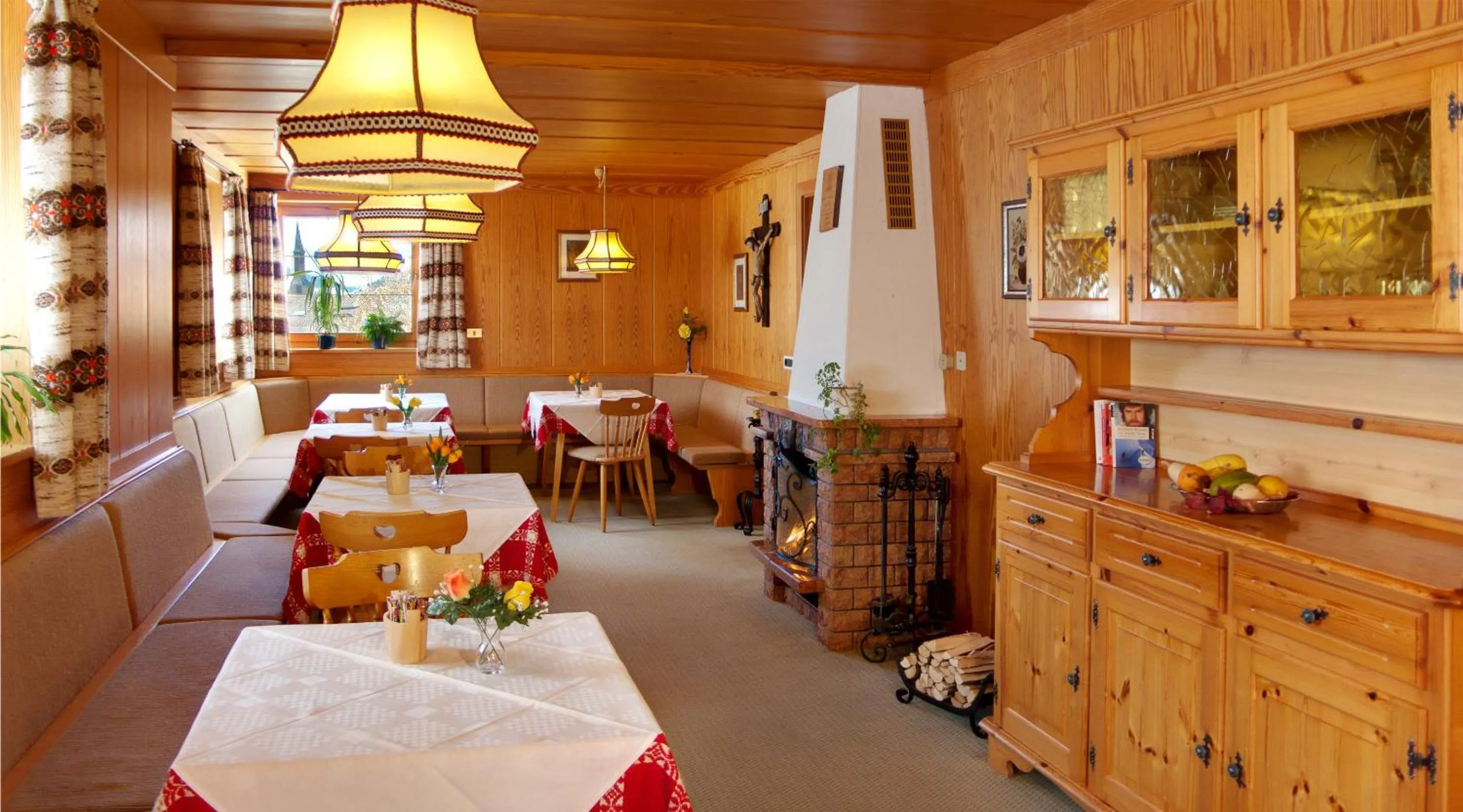 Restaurant/places to eat in Residence Töglhof