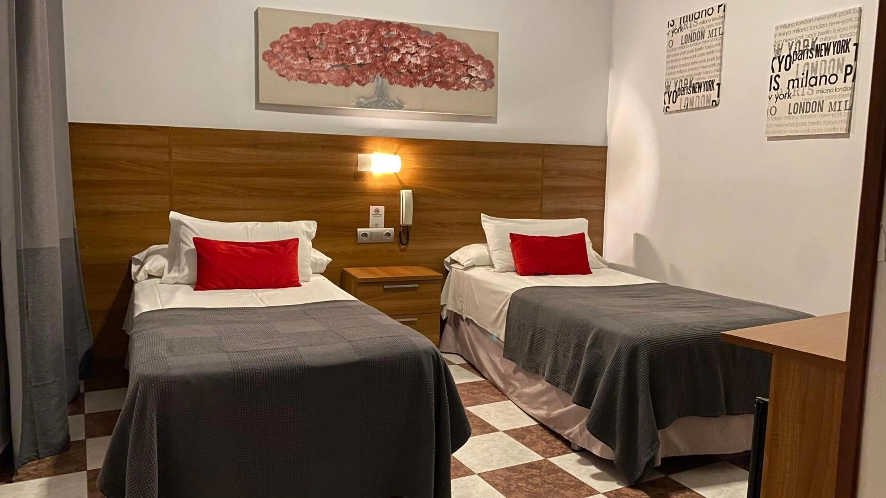 Bed in Hostal San Francisco