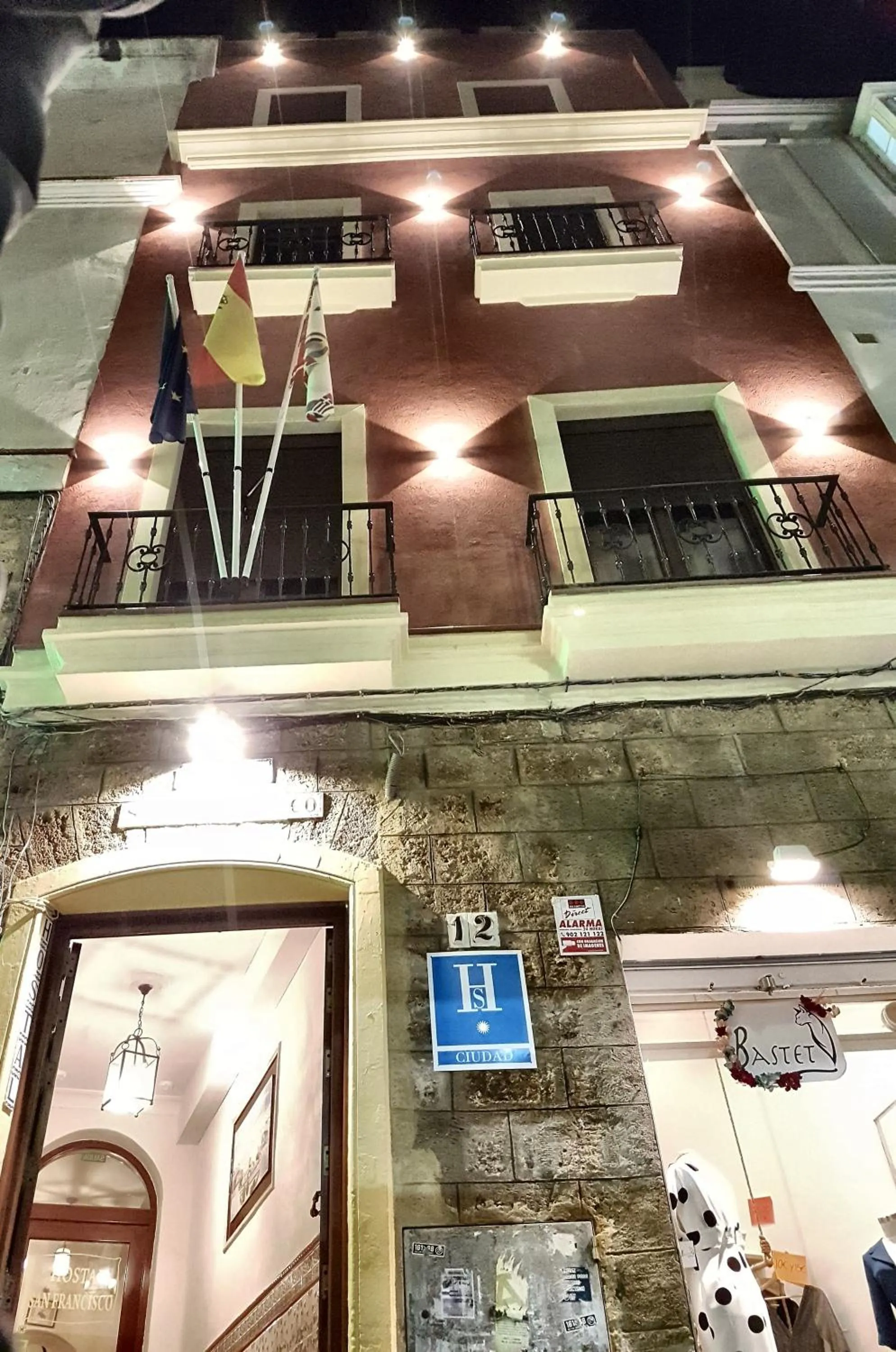 Facade/entrance in Hostal San Francisco