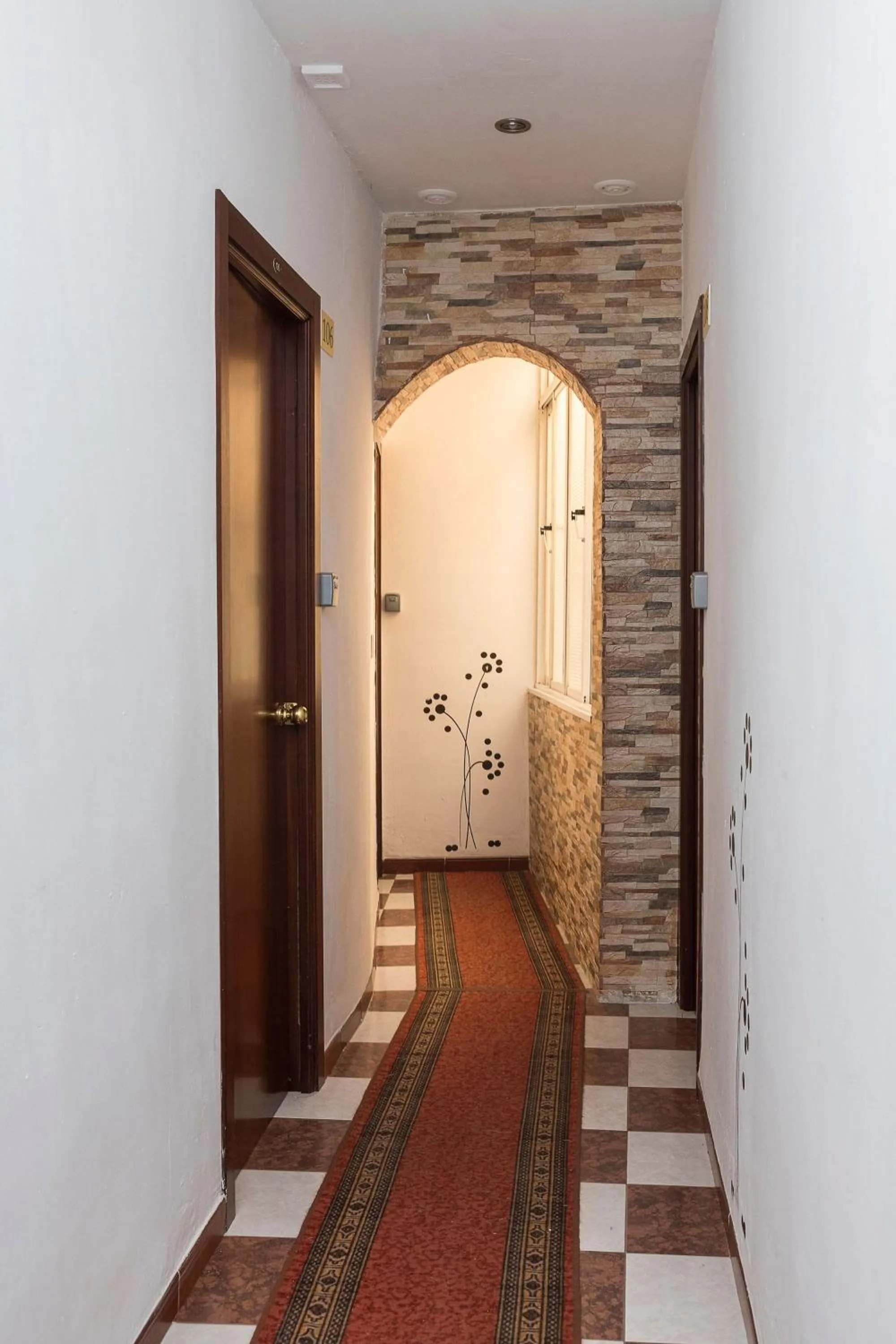 Property building in Hostal San Francisco