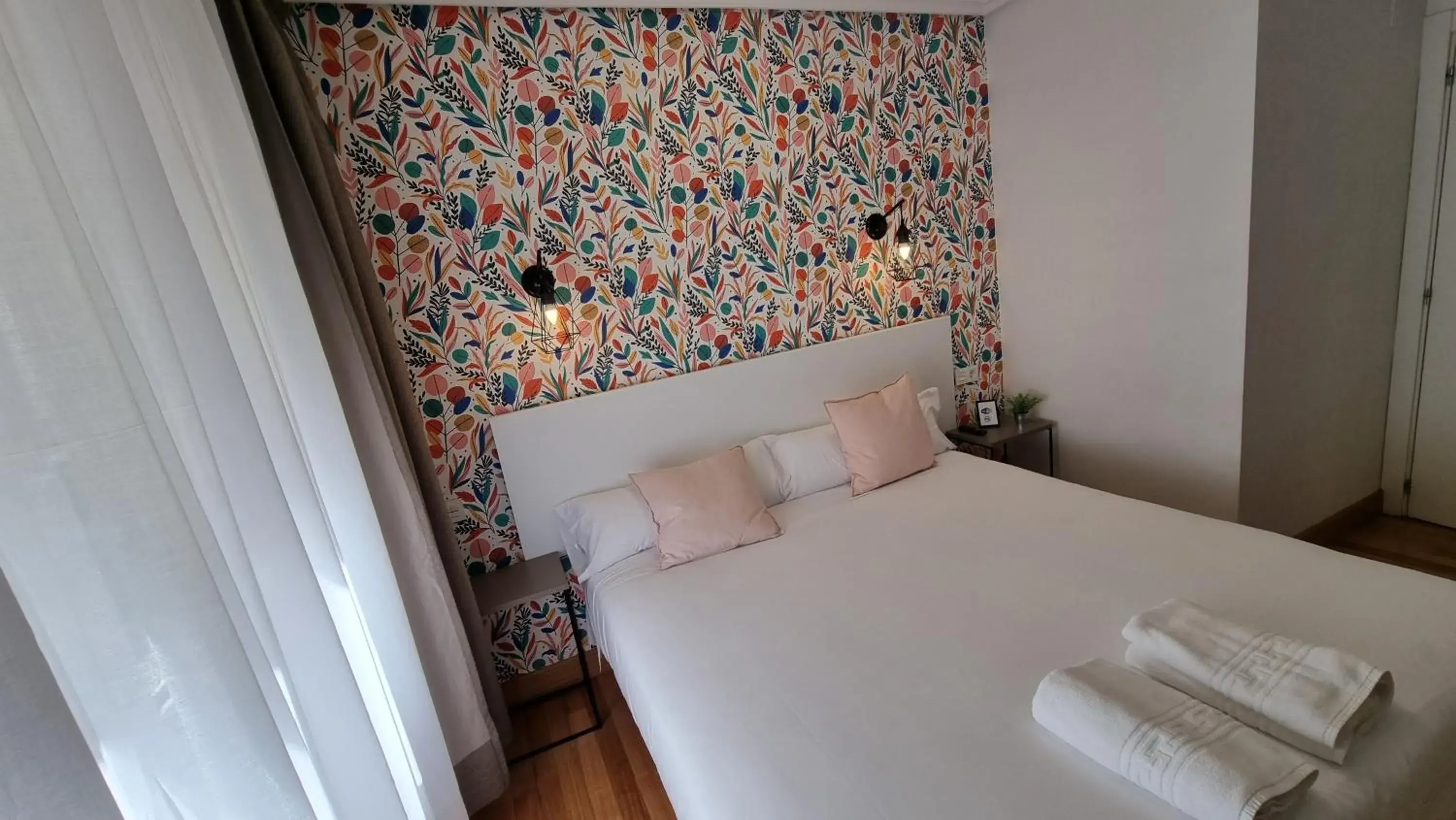 Double Room with Extra Bed in Hotel Norte Double Room with Extra Bed in Hotel Norte