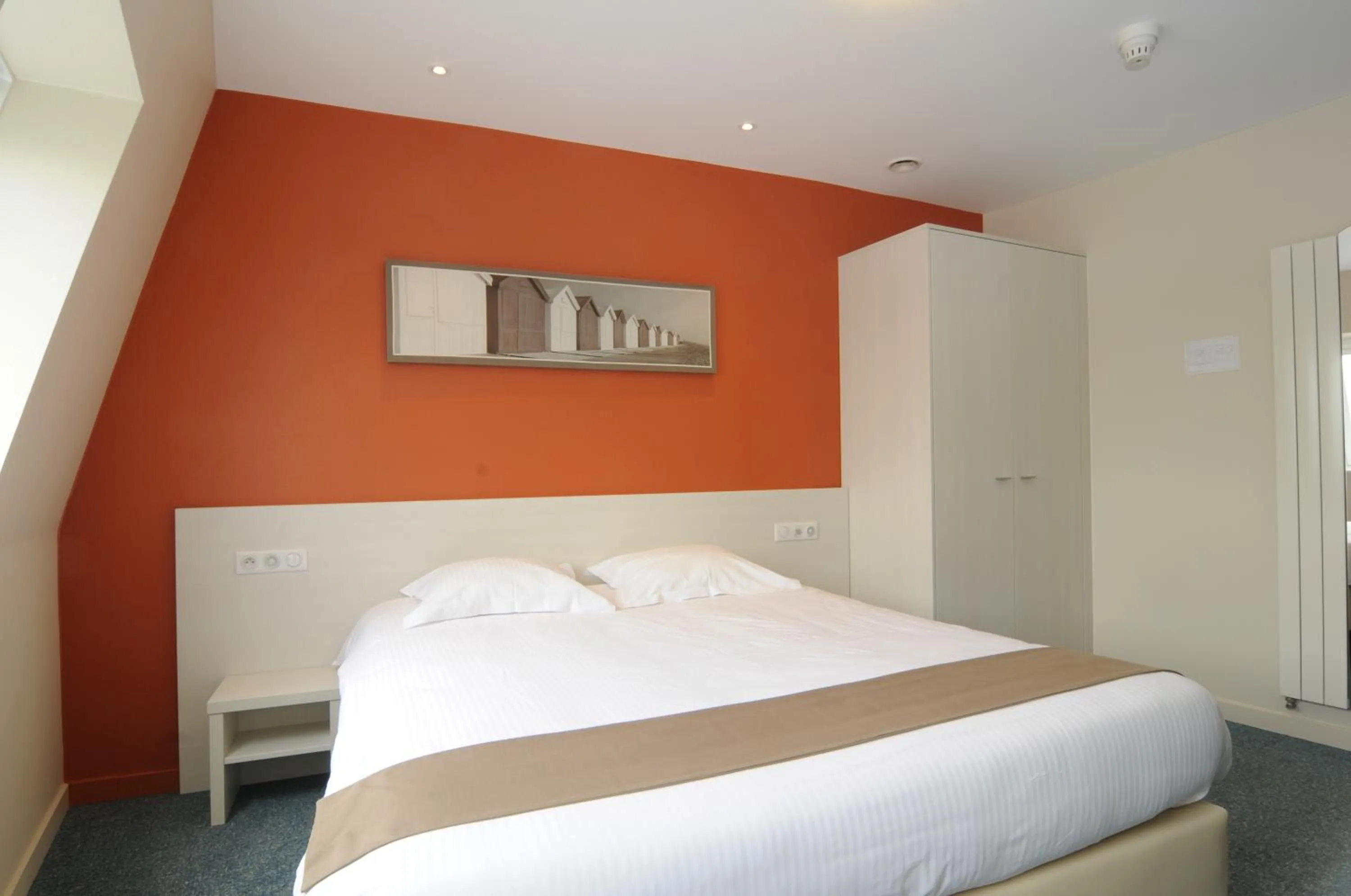 Bed in Hotel Sabot D'Or