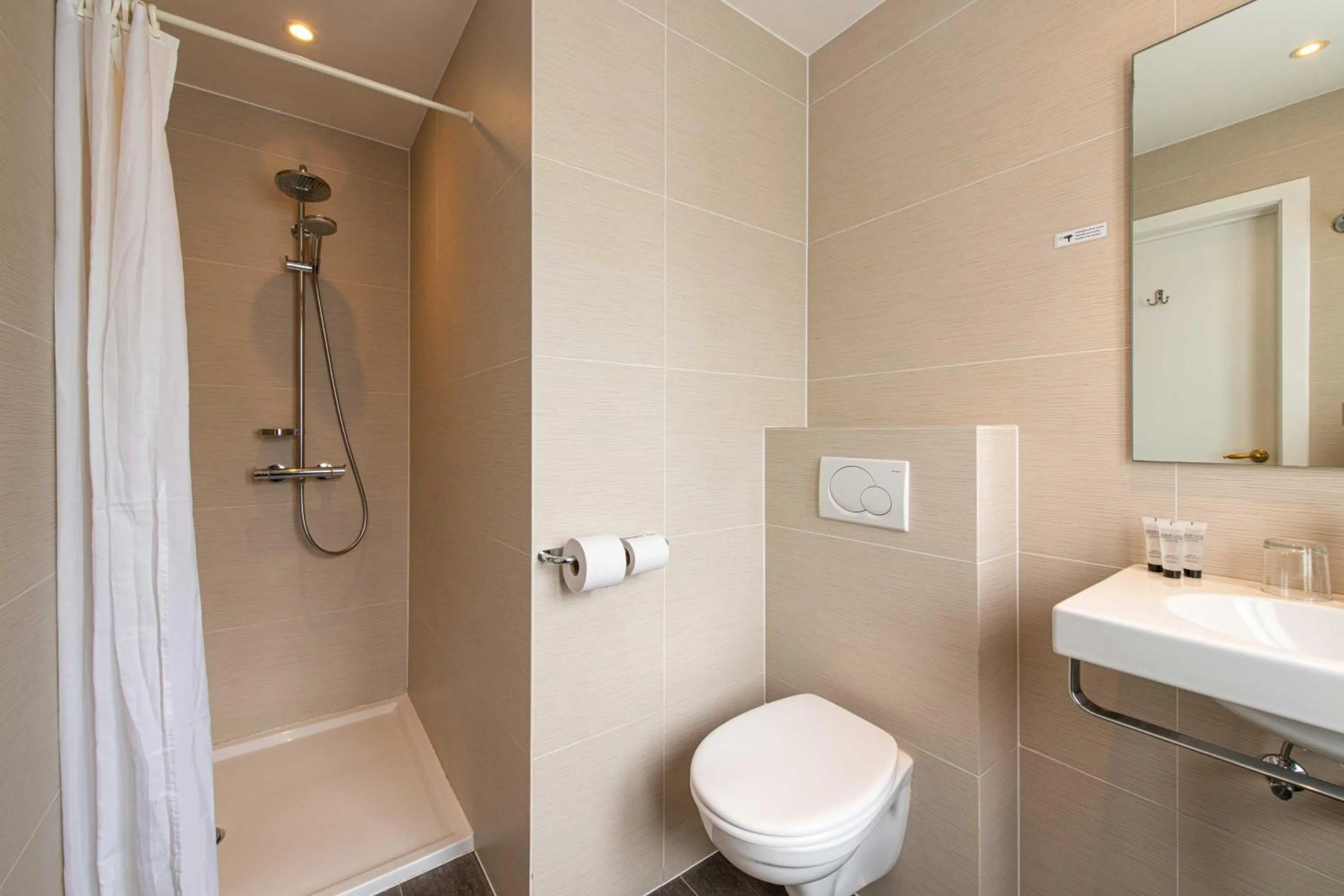 Bathroom in Hotel Sabot D'Or