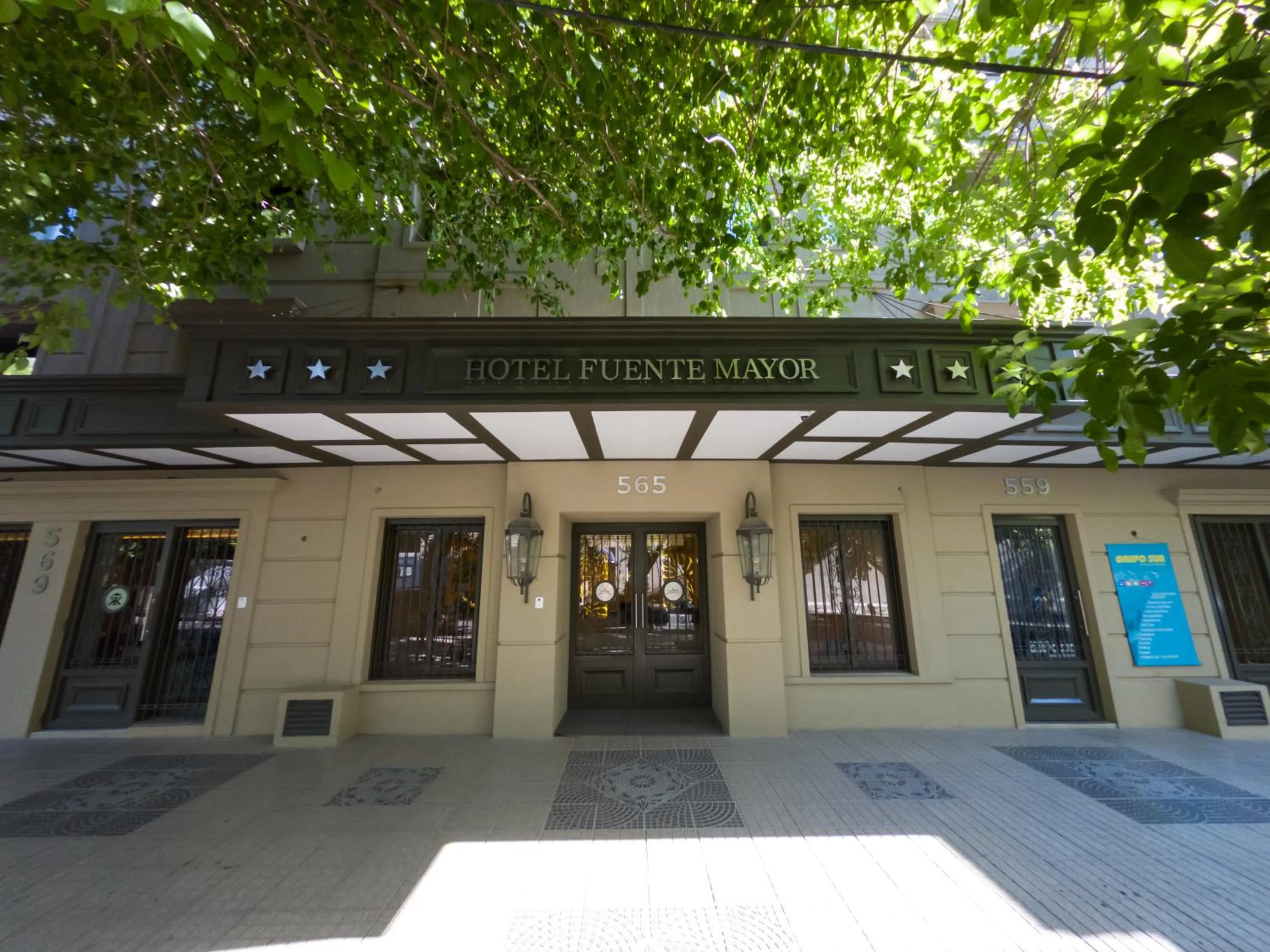 Facade/entrance in Fuente Mayor Hotel Centro