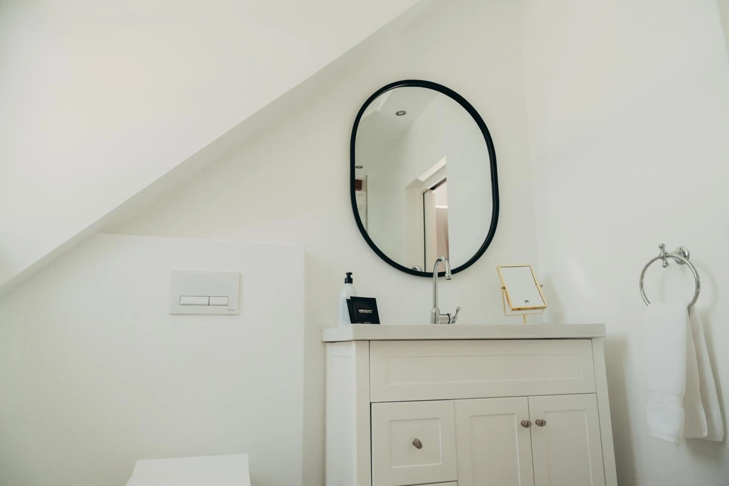 Bathroom in Les Chambres Guest House