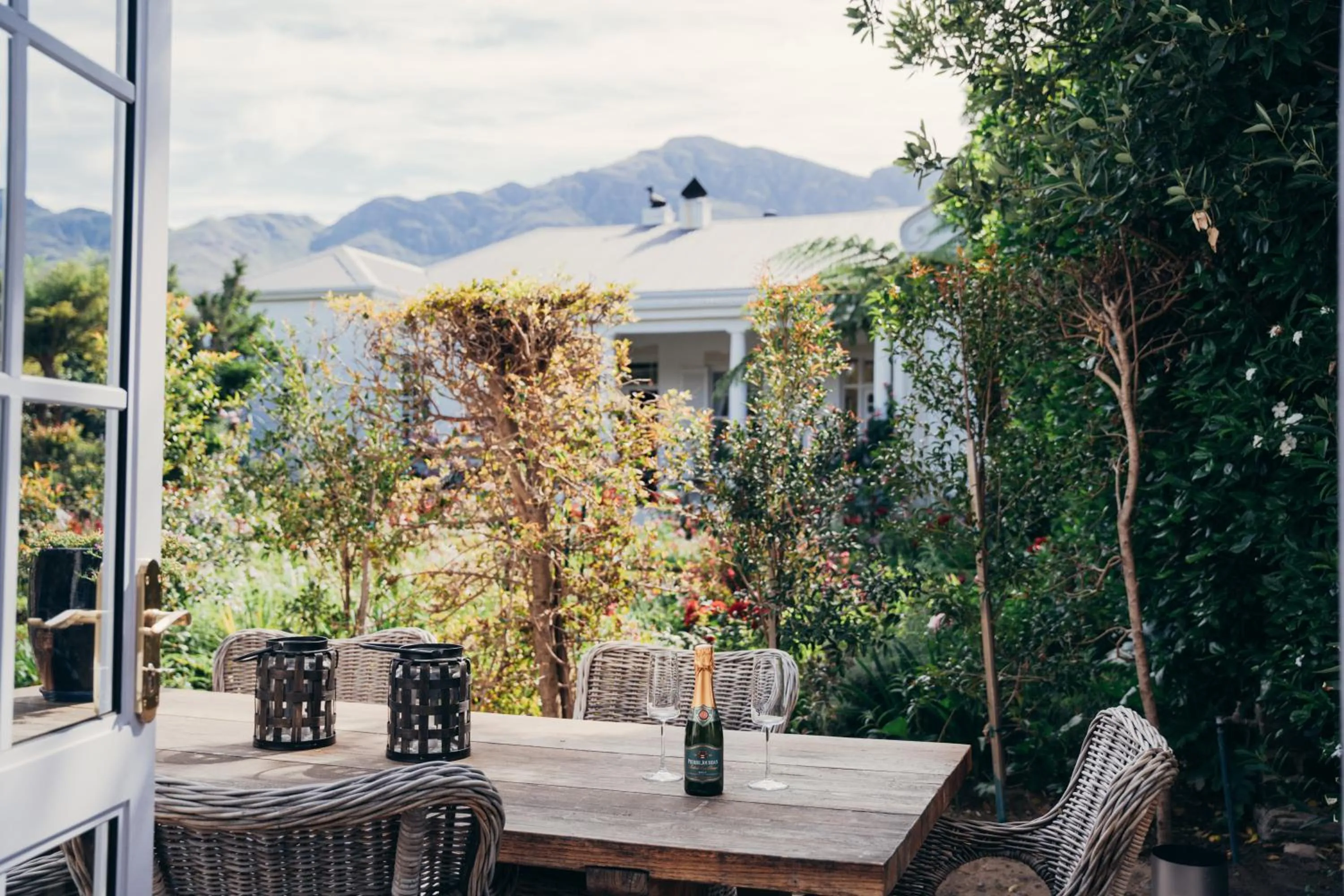 Patio in Les Chambres Guest House