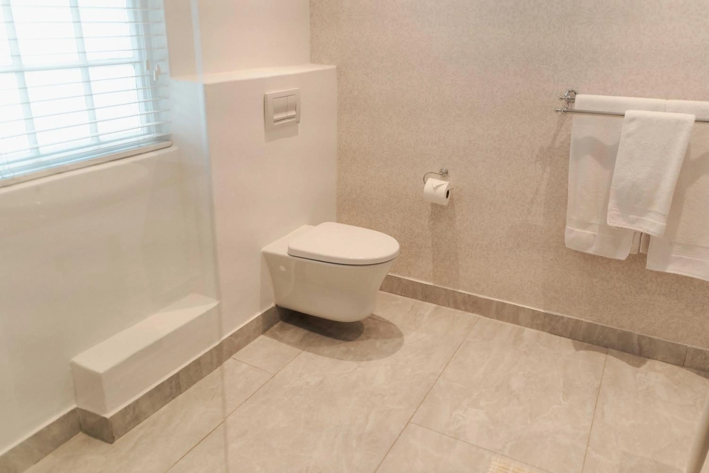 Bathroom in Les Chambres Guest House