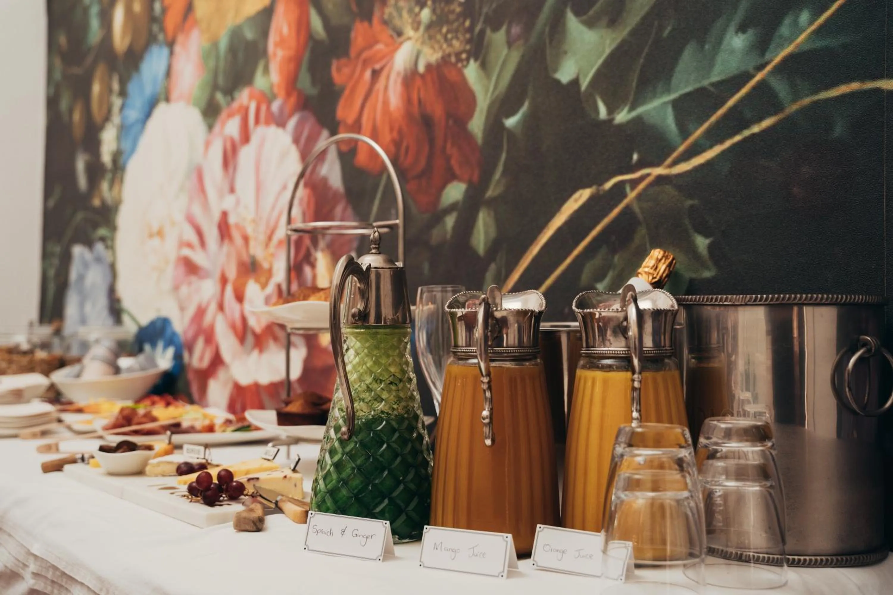 Food in Les Chambres Guest House