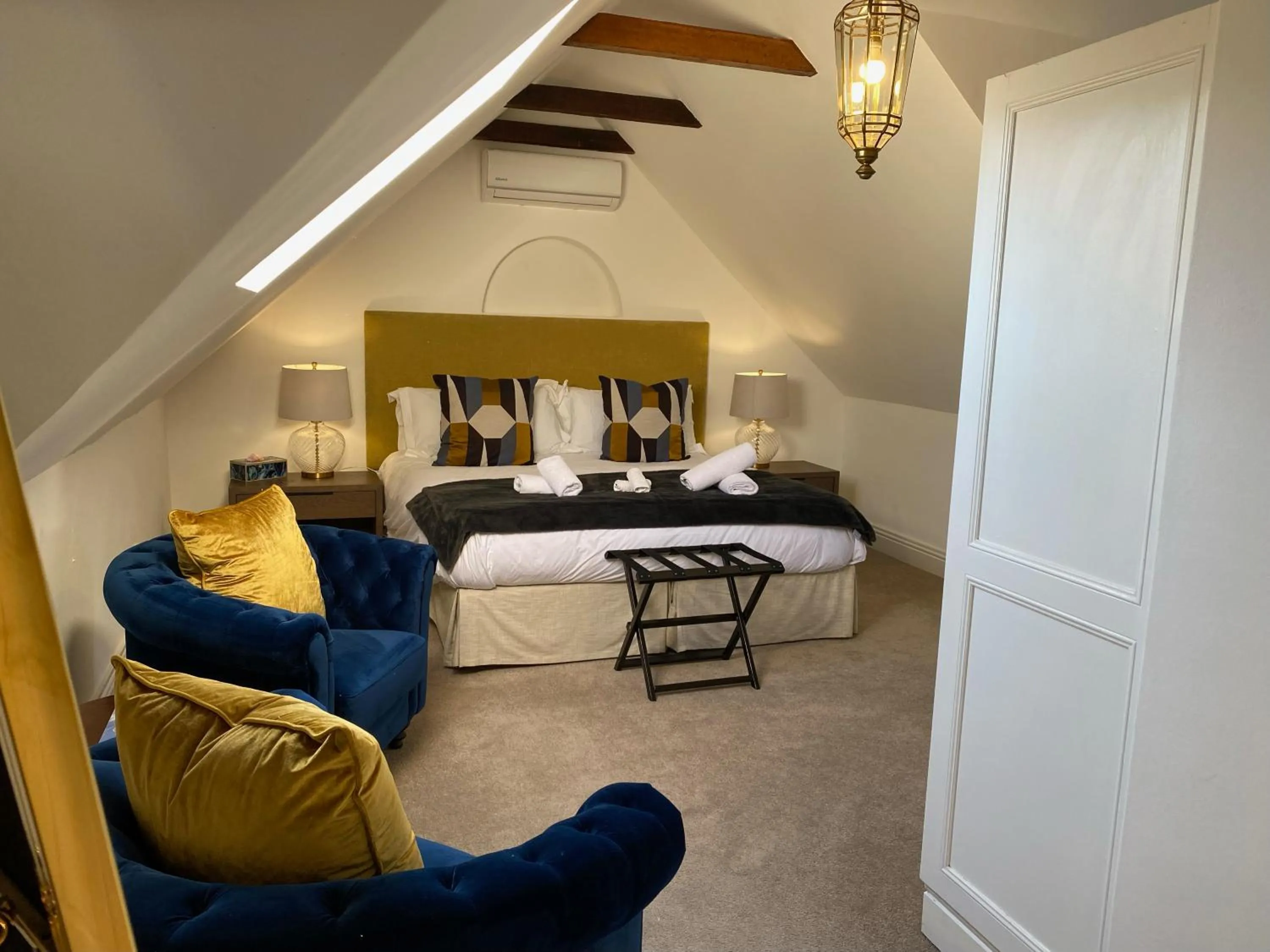 Bed in Les Chambres Guest House